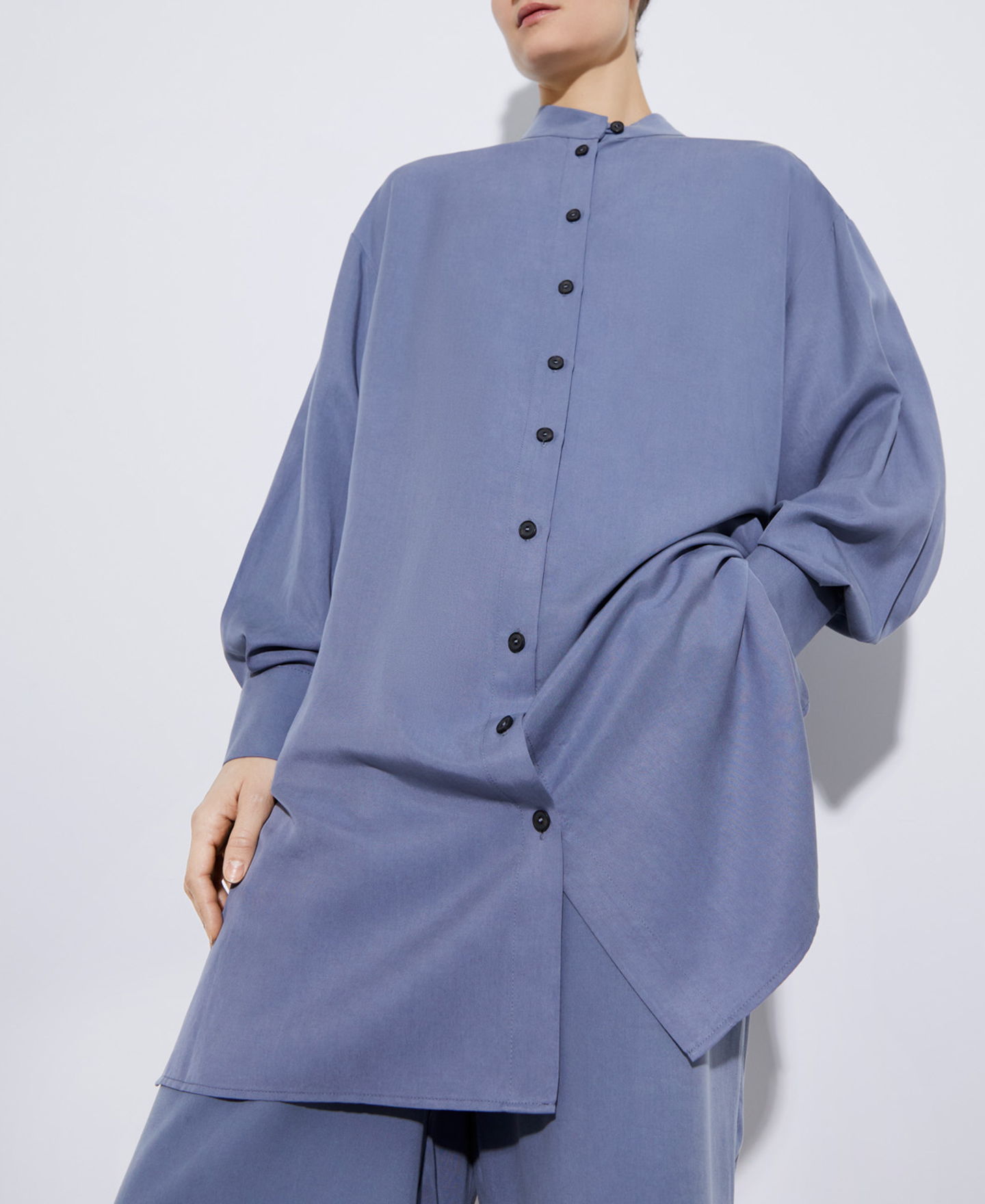Mandarin collar lyocell long blouse image number 0