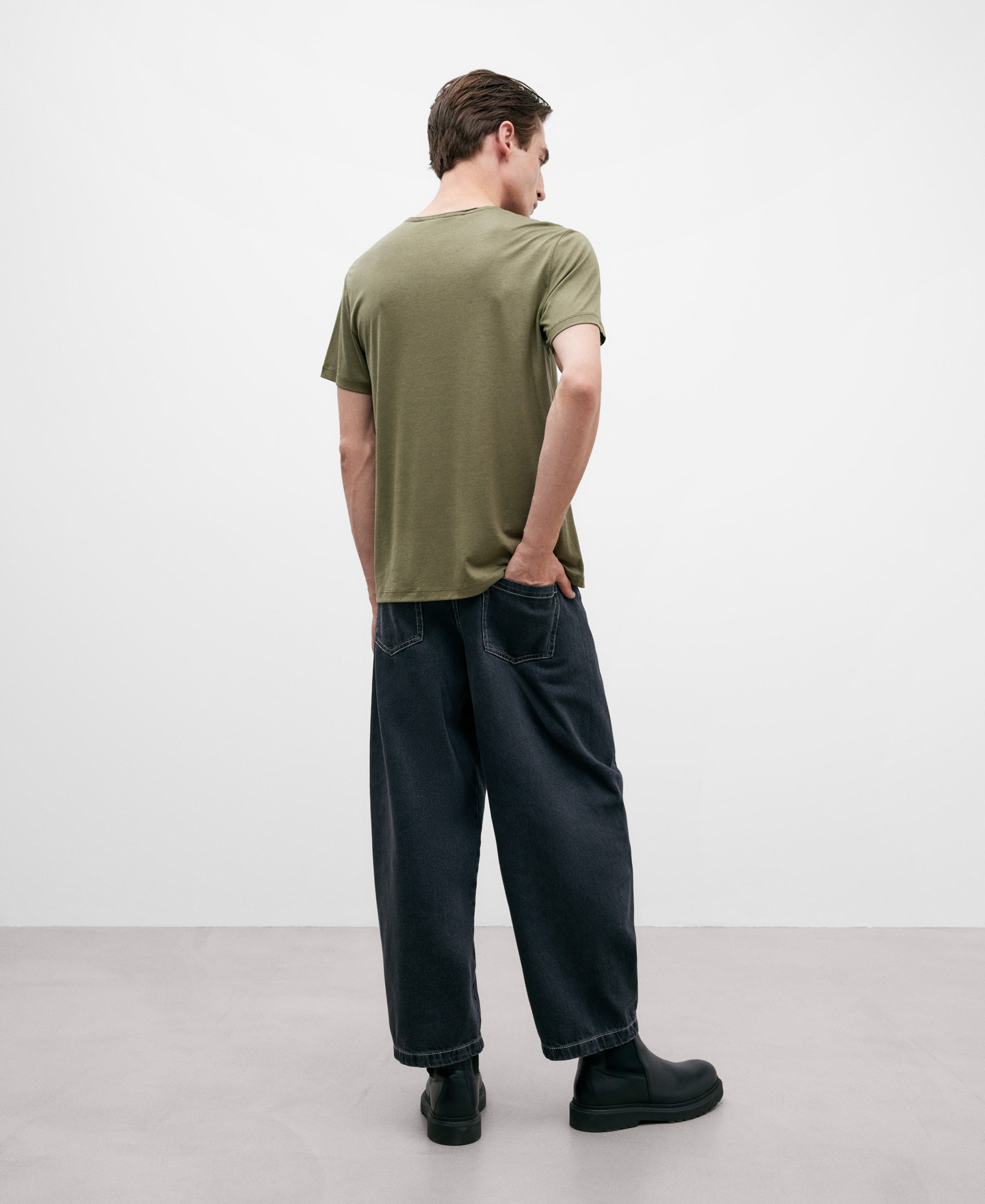 Men's khaki crew neckline T-shirt image number 2