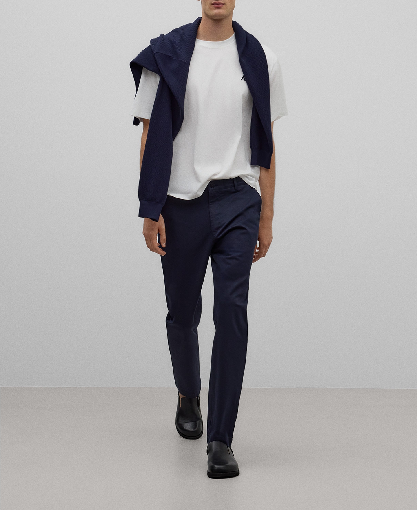 Pantalón chino twill de algodón hombre image number 1