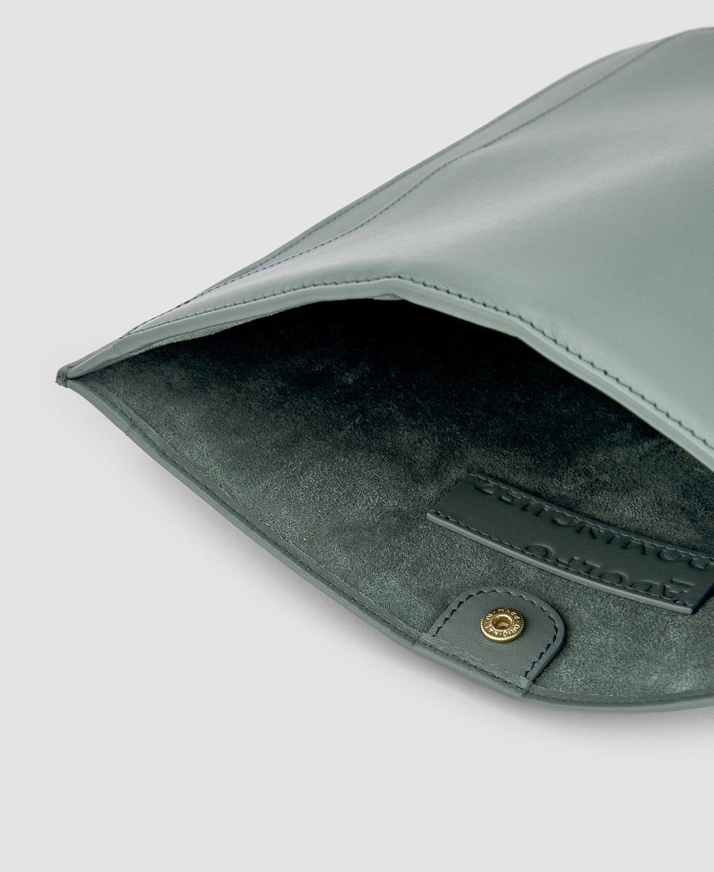 Vachetta Ipad case image number 2