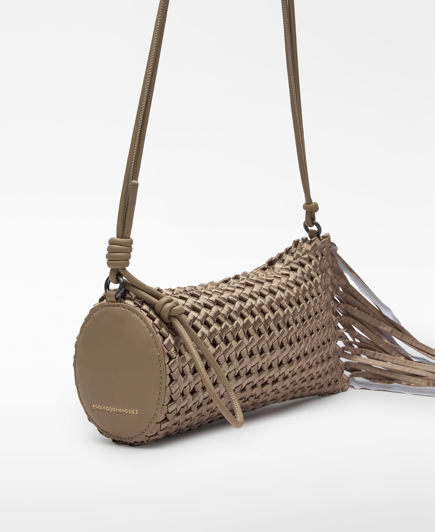 Bolsa de cocktail em tecido trançado para mulher image number 2
