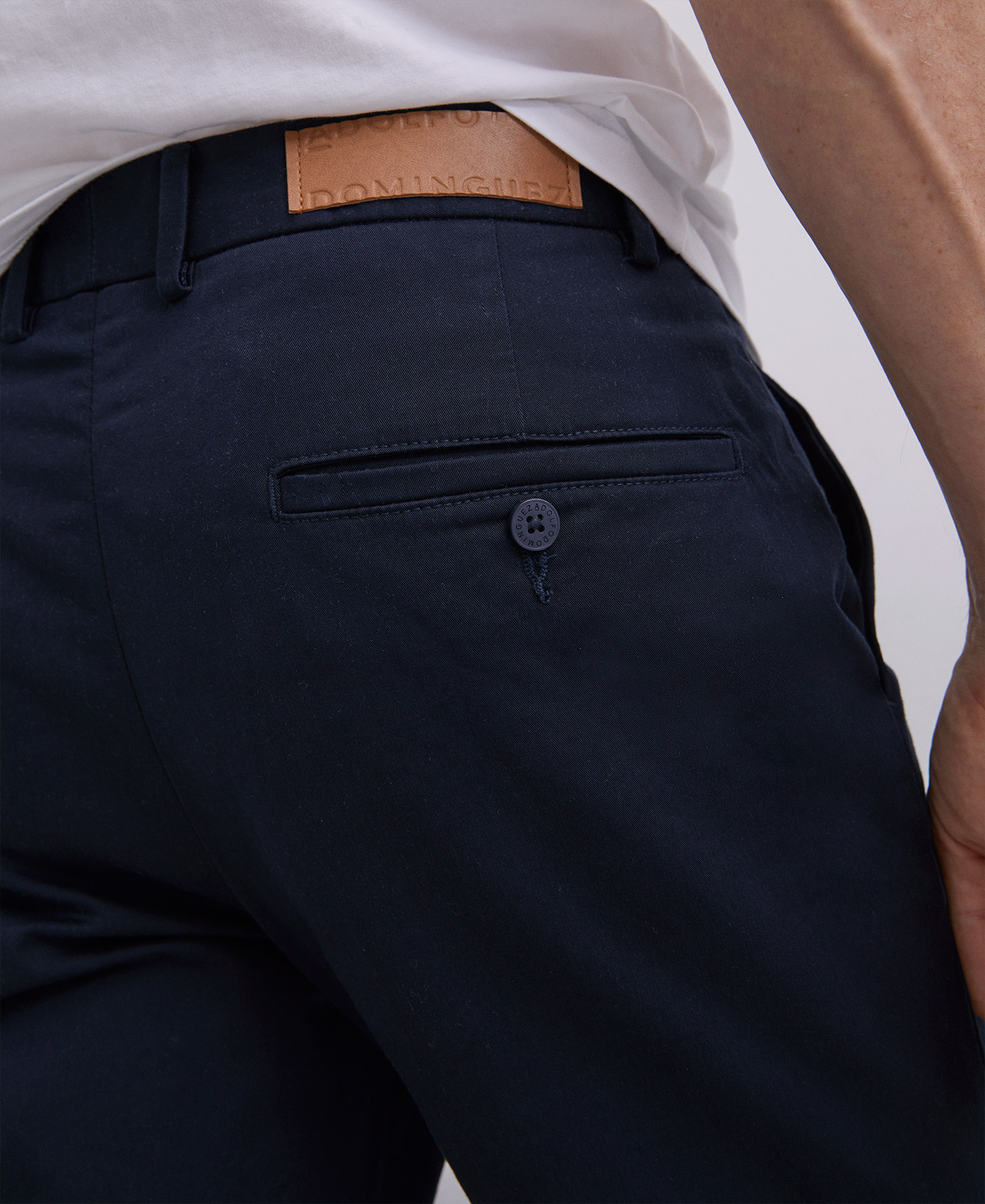 Pantalón chino algodón elástico image number 1