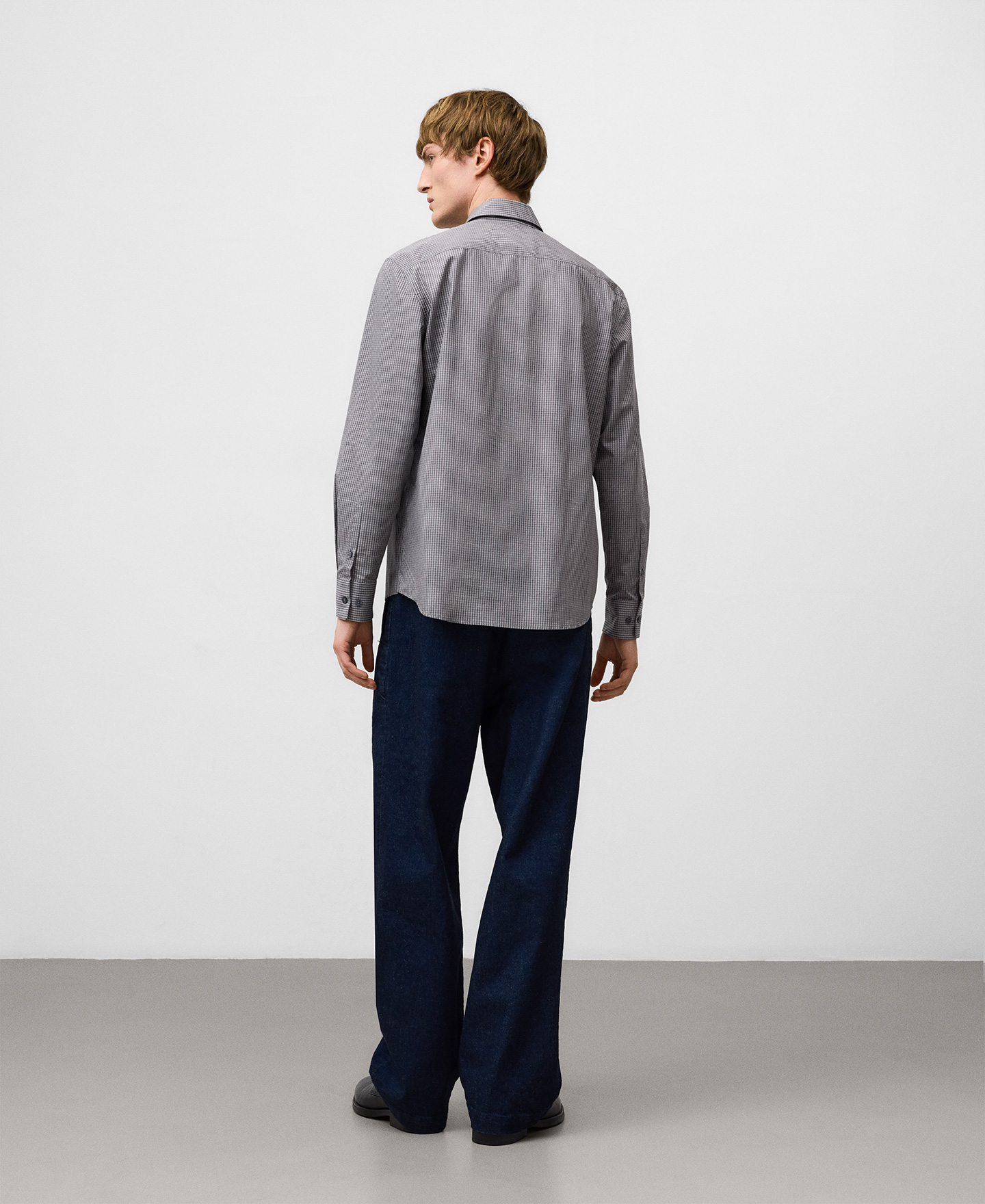 Camisa regular fit cuadros hombre image number 2