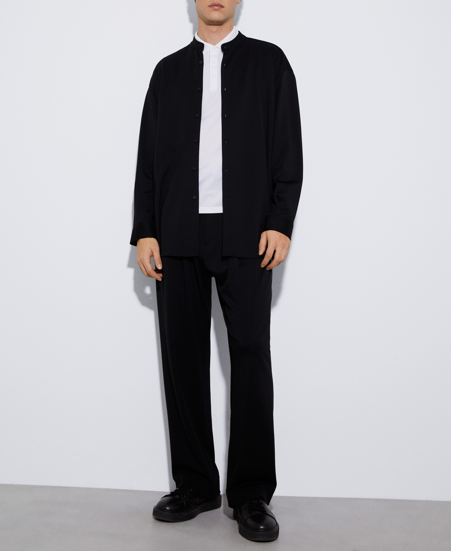 Structured cotton polo shirt image number 1