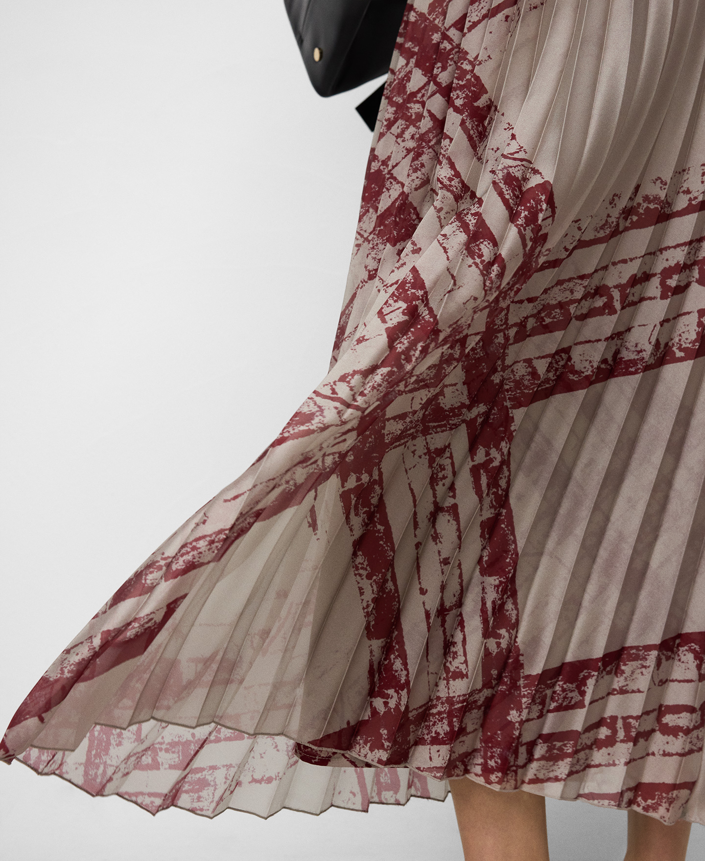 Pleated printed skirt woman image number 3