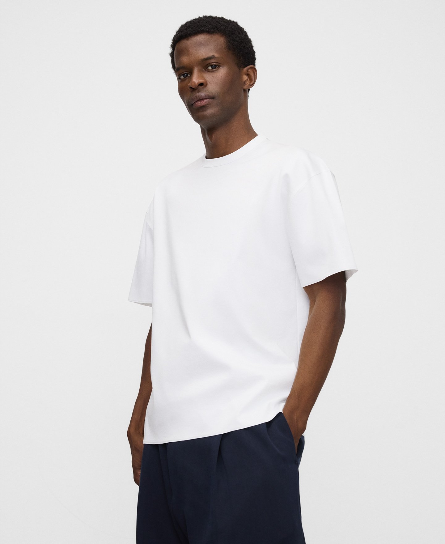 T-Shirt mit Rundhalsausschnitt aus Bio-Baumwolle image number 0