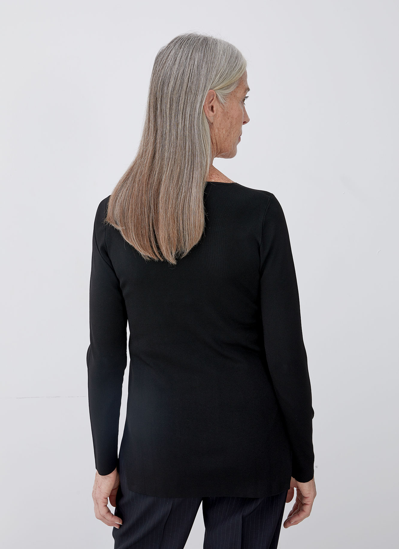 V-neckline viscose sweater image number 1