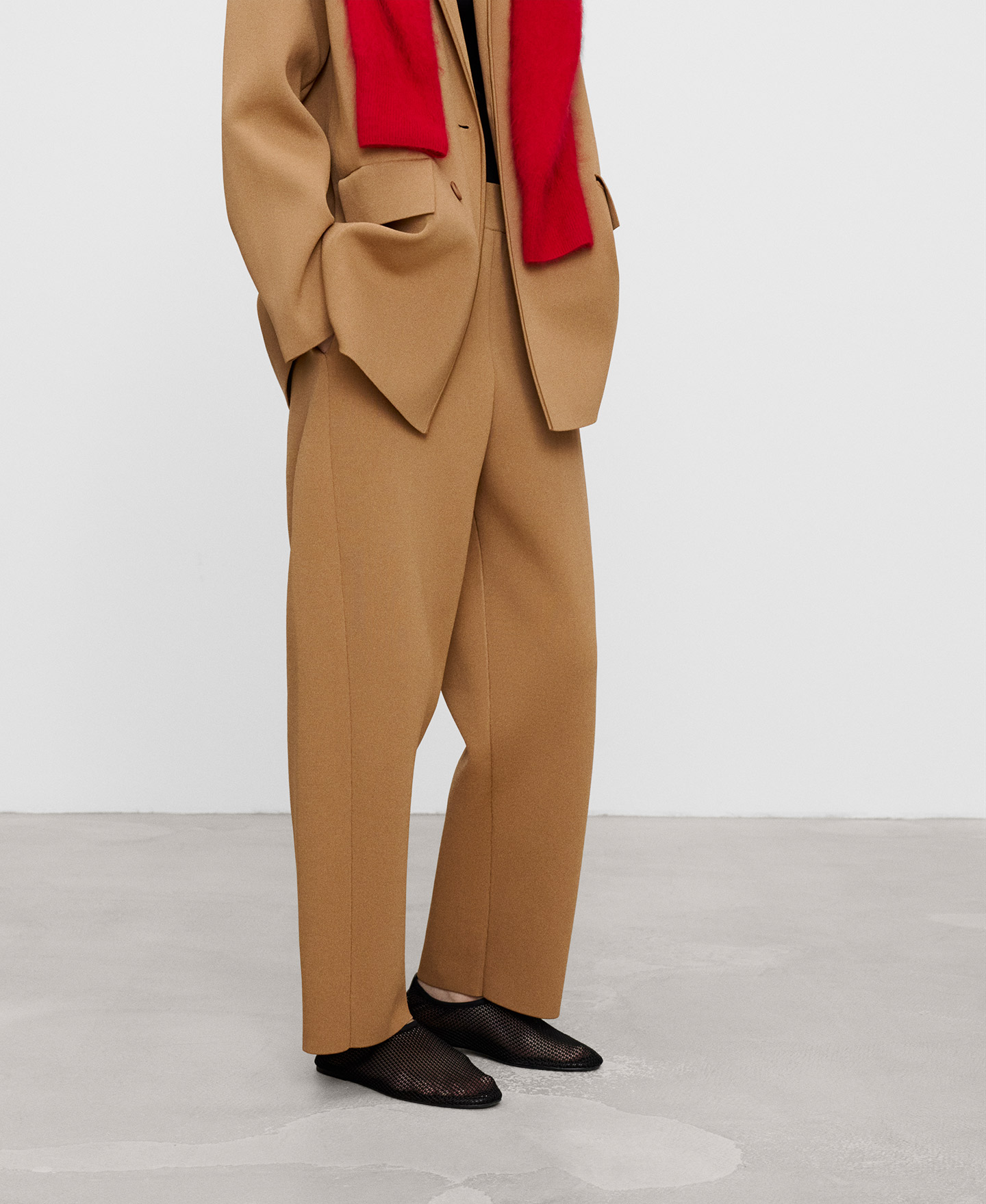 Knit barrel fit trousers image number 0