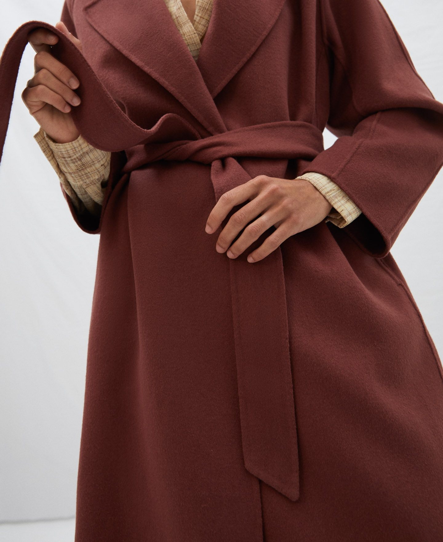 Merino wool travel coat image number 3