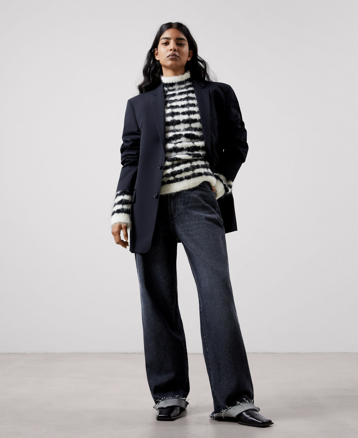 Raglan sleeve funnel collar sweater image number 1