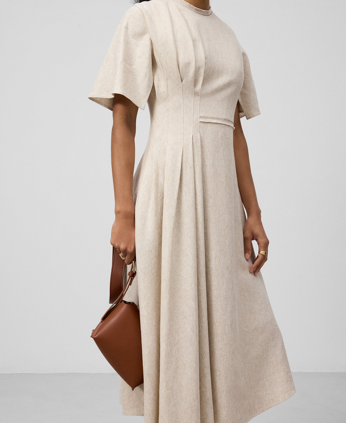Lateral godet linen blend dress woman image number 3