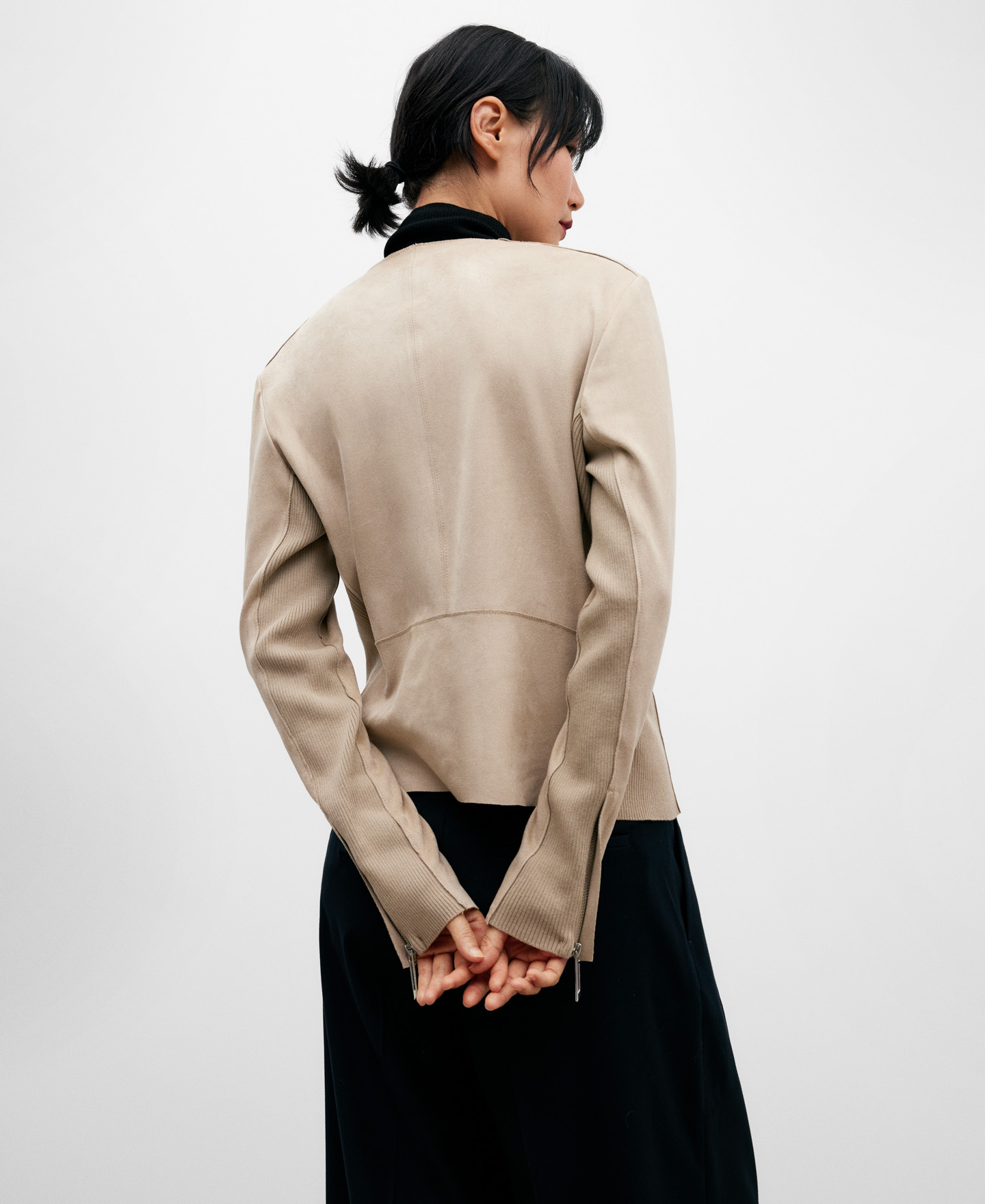 クルーネックラインのバイカージャケット image number 2