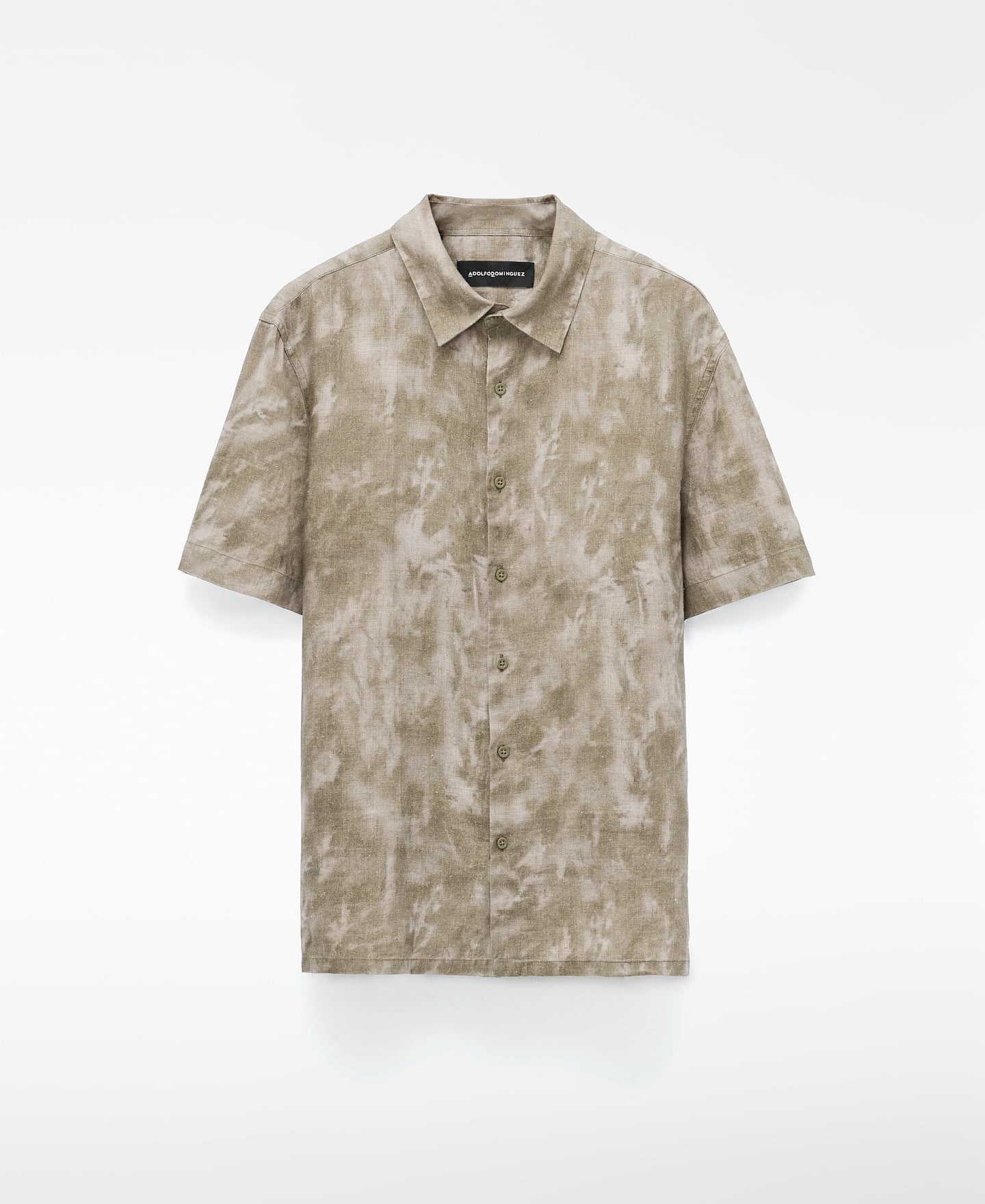 Camisa regular fit tie dye lino europeo image number 4