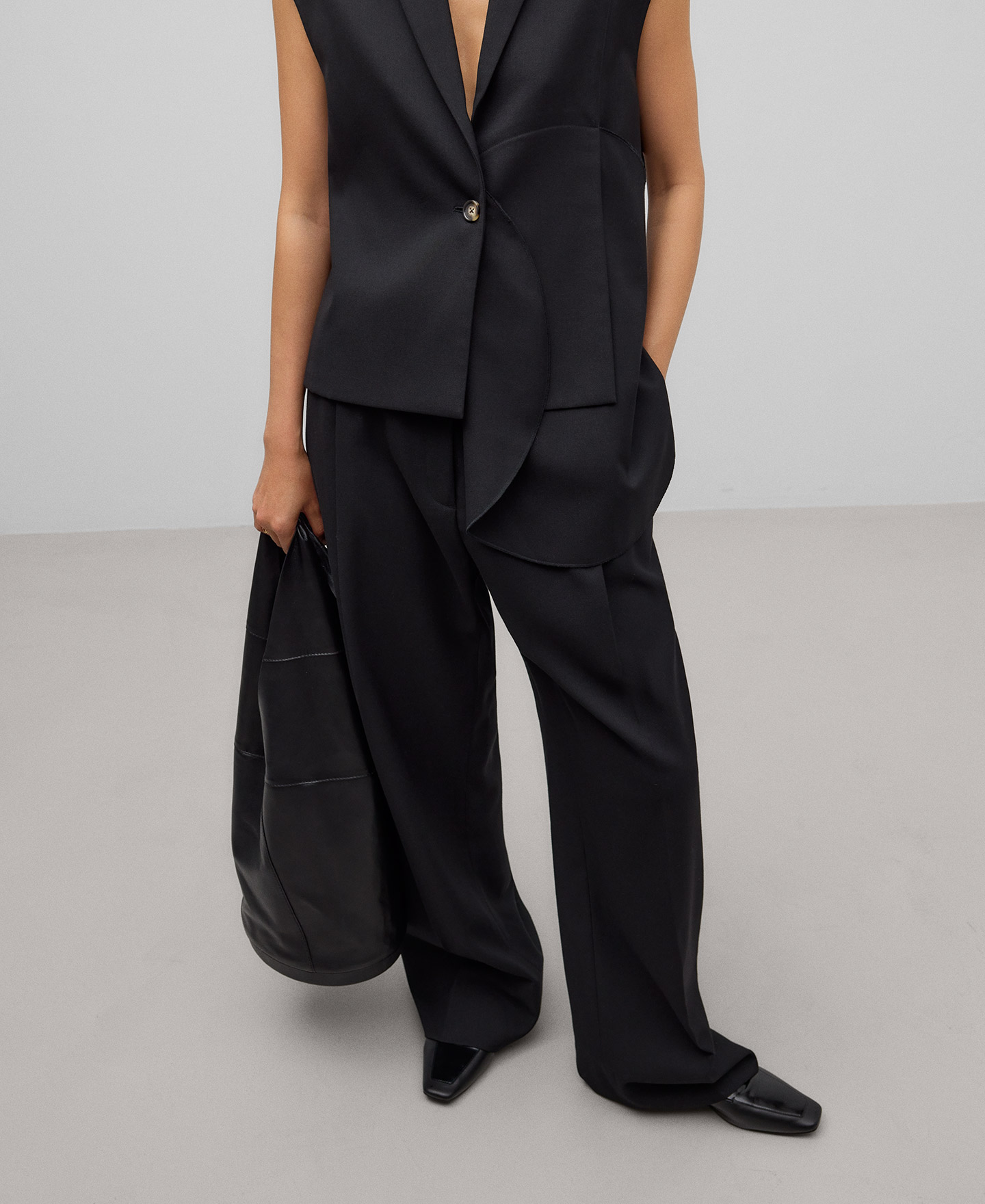 Merino wool blend trousers woman