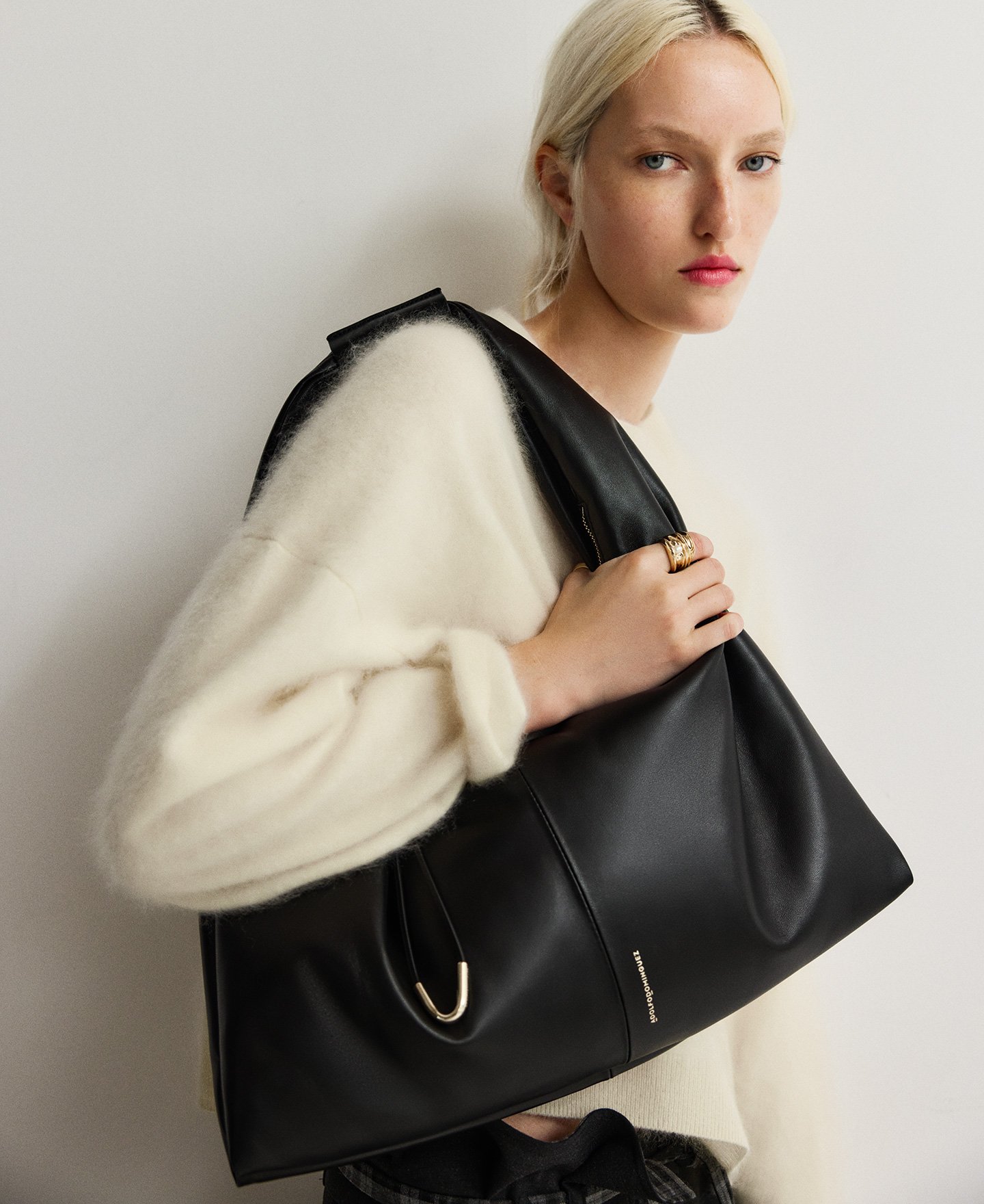 Large Nube bag woman image number 4