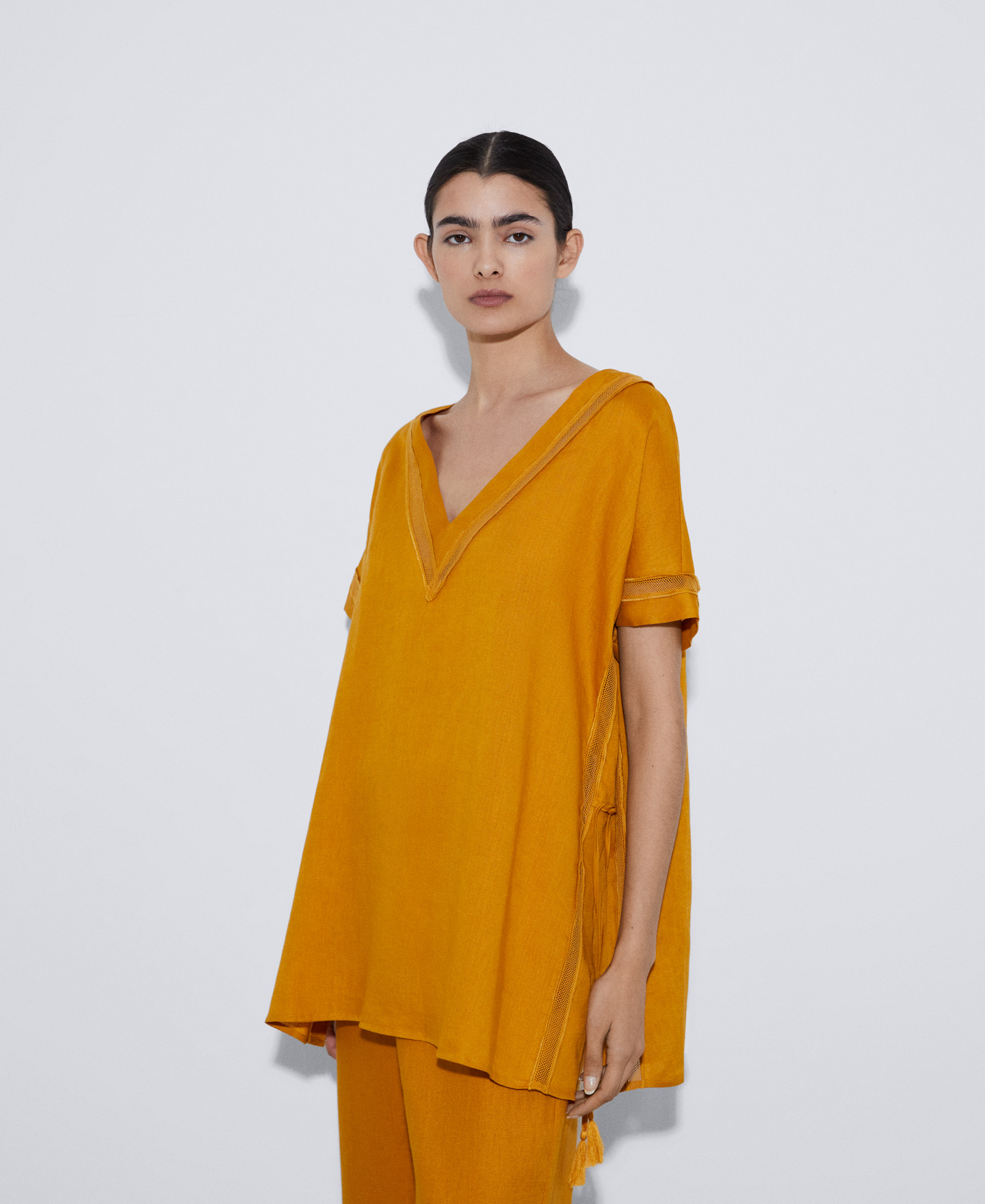 Responsible linen tasseled shirt image number 0