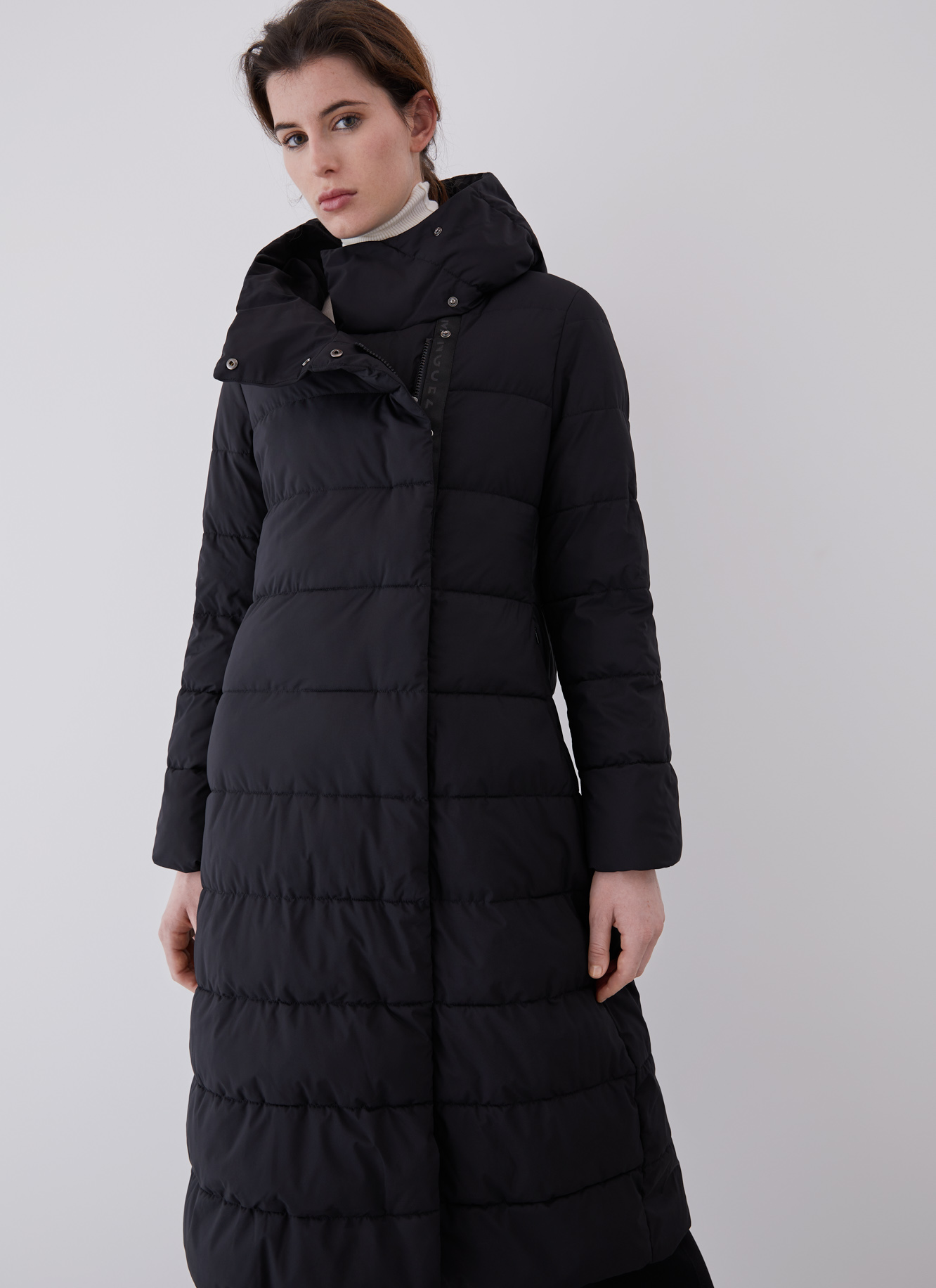 Long puffer coat with side zipper image number 0