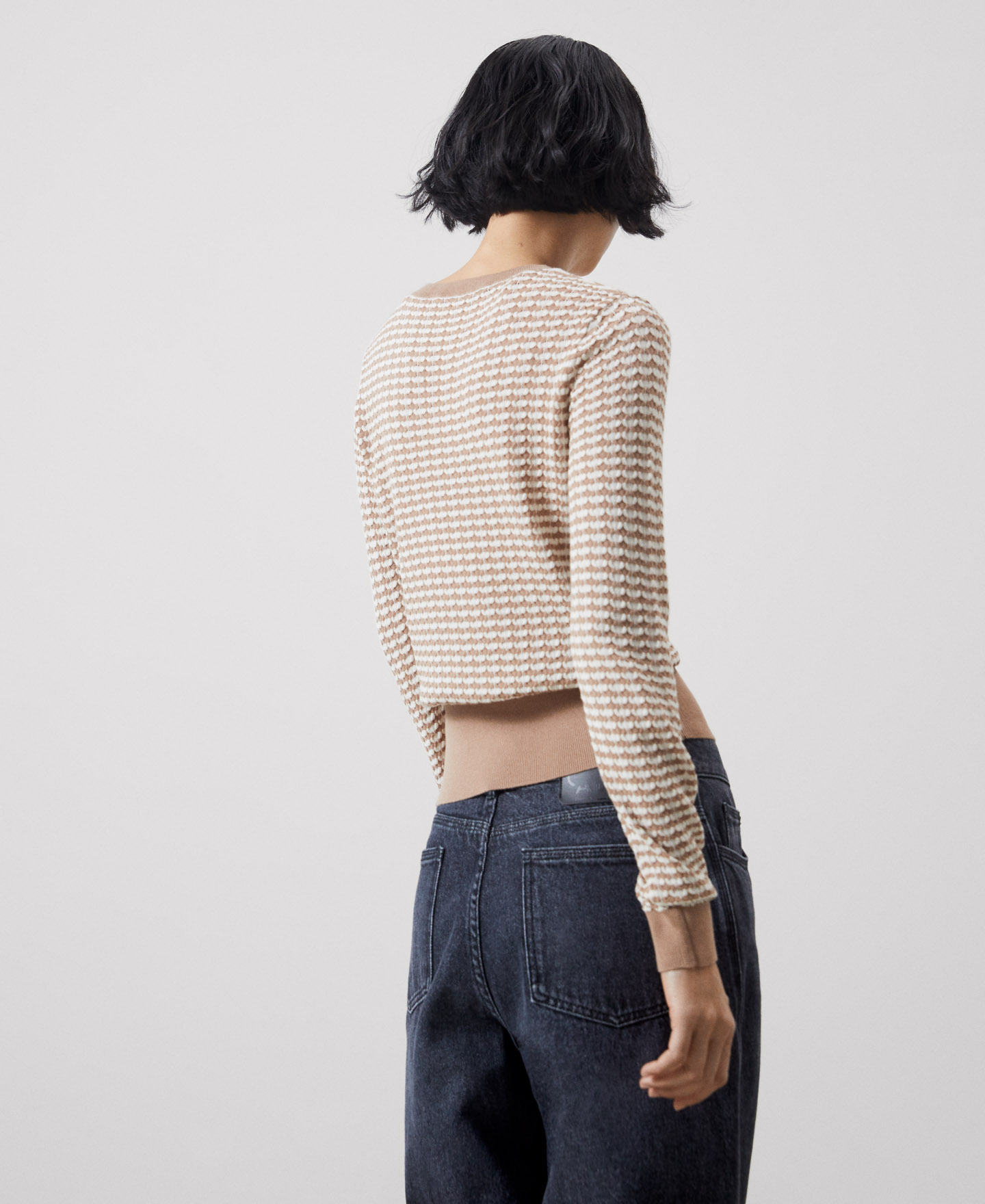 Viscose fabric round neckline sweater image number 2