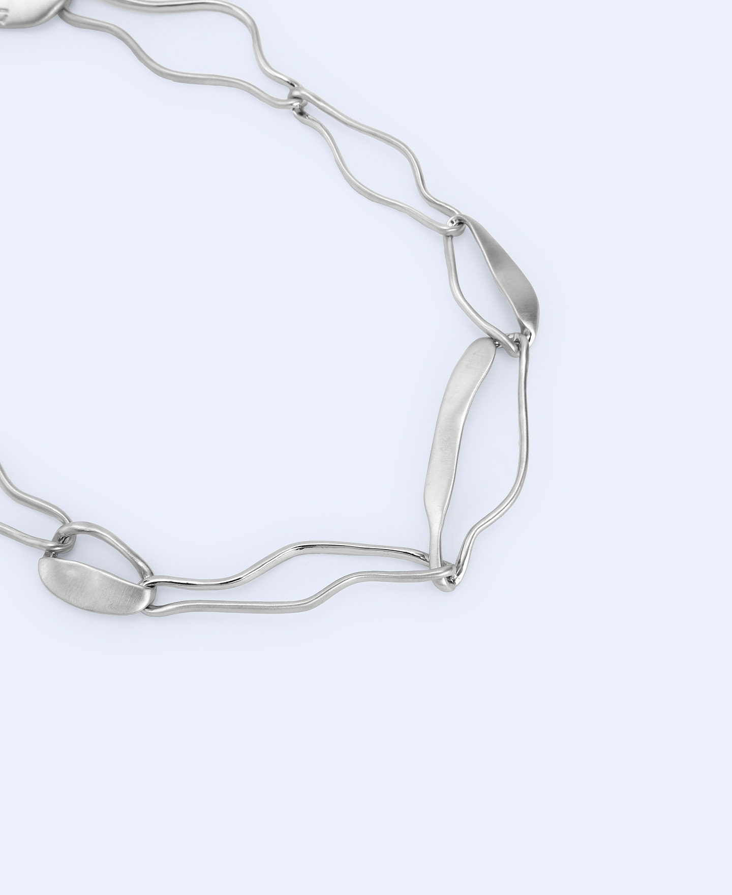 Zinc links necklace image number 1
