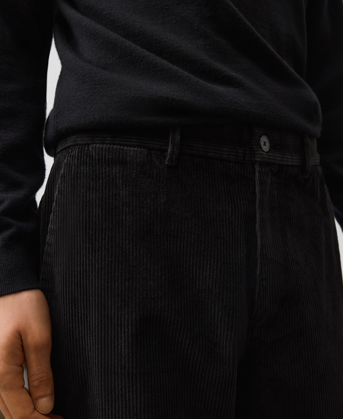Pantalón chino regular fit pana hombre image number 3