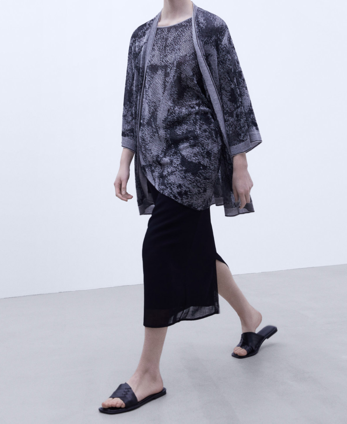 Cotton and linen kimono jacket image number 1