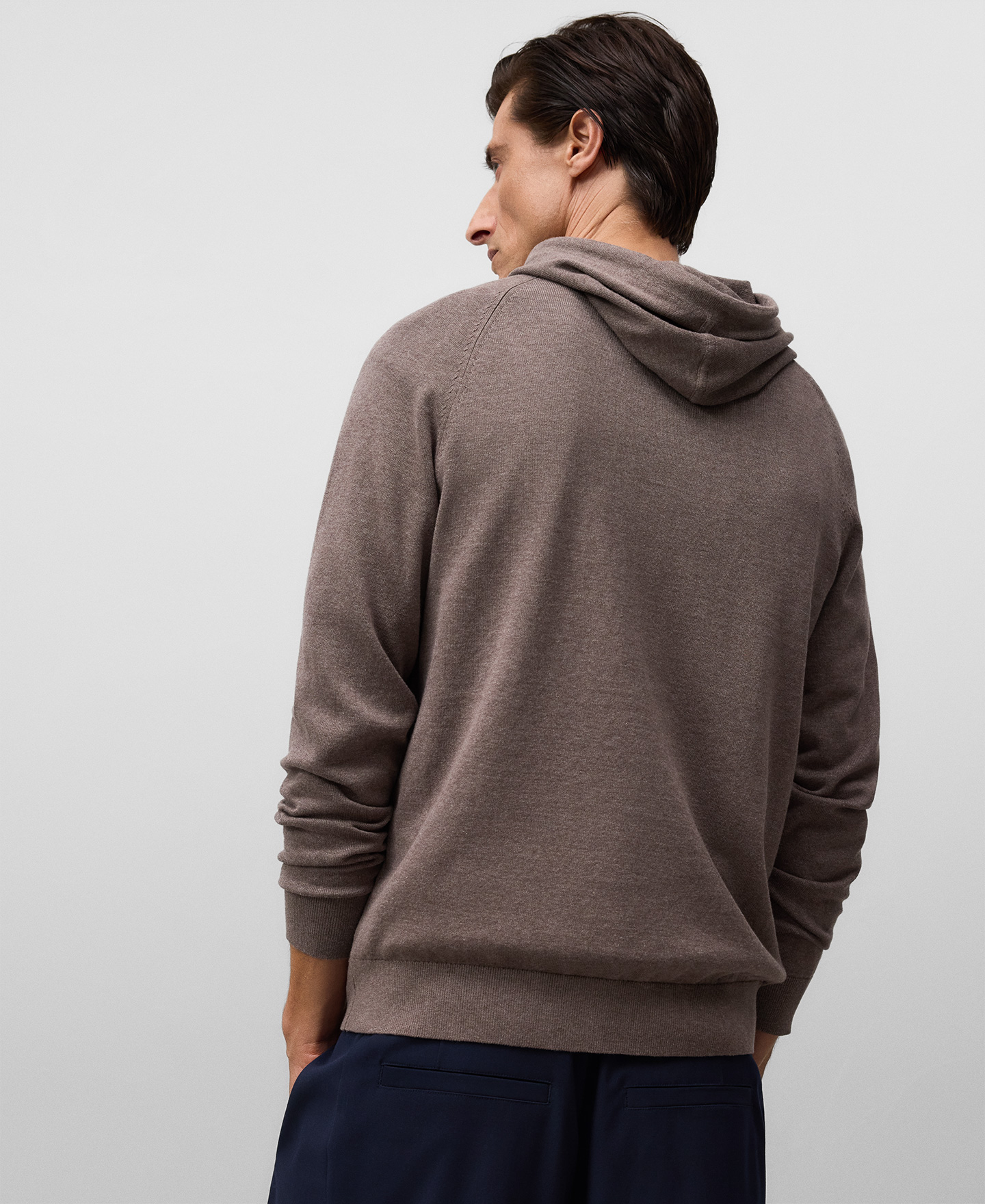 Moletom de malha de algodão orgânico para homem image number 2