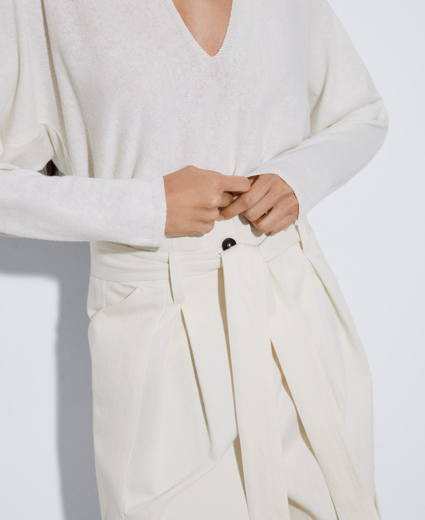 Organic cotton and linen sweater image number 3