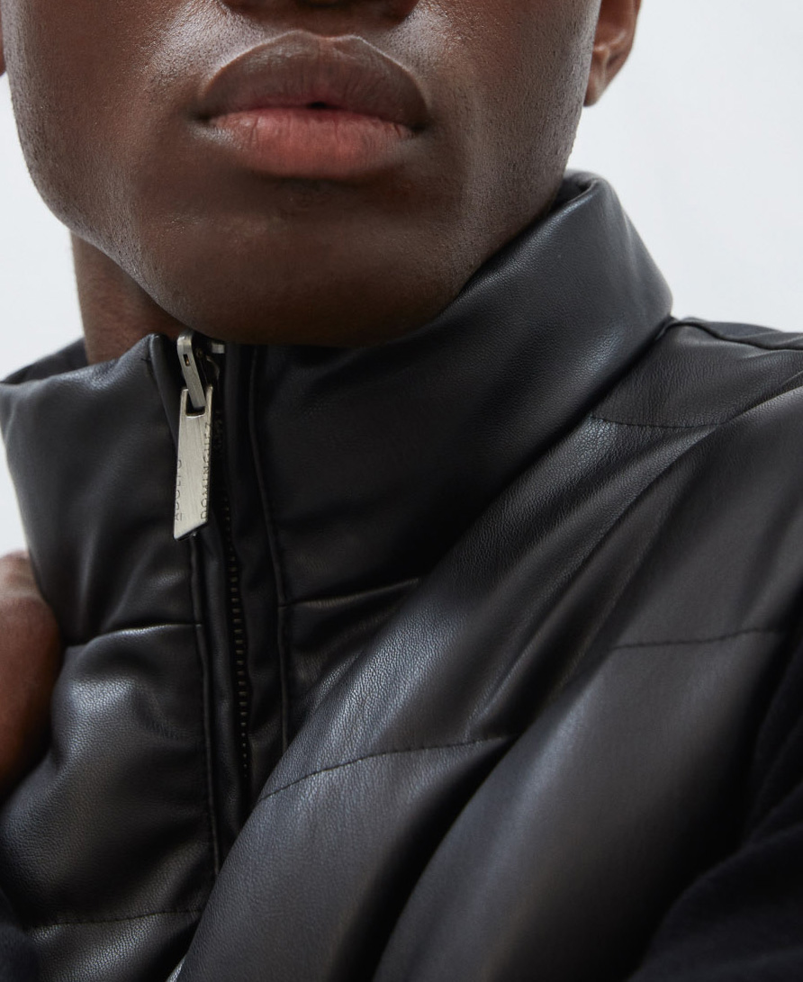 Reversible padded nylon waistcoat image number 3