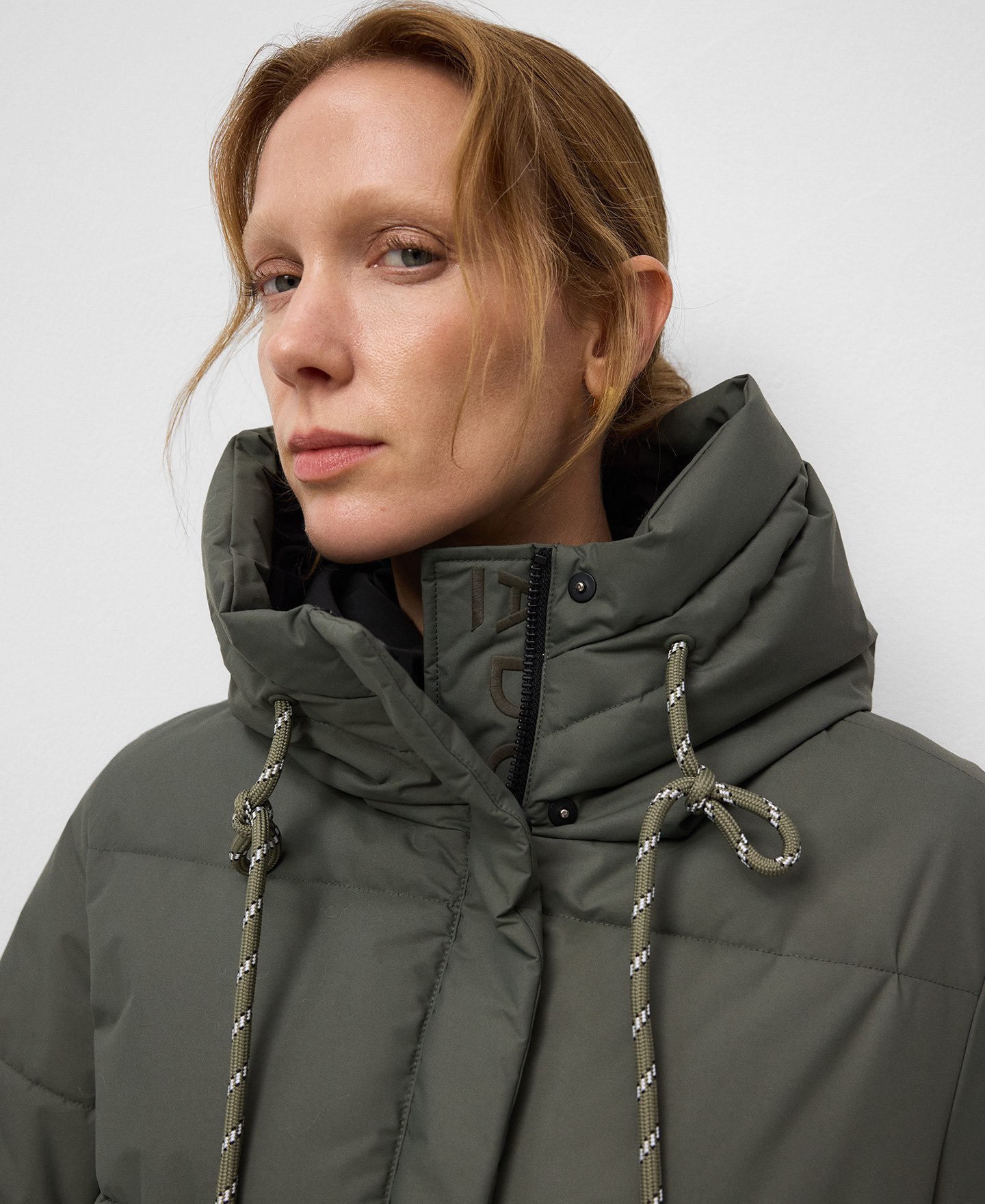 Abrigo largo acolchado mujer image number 3