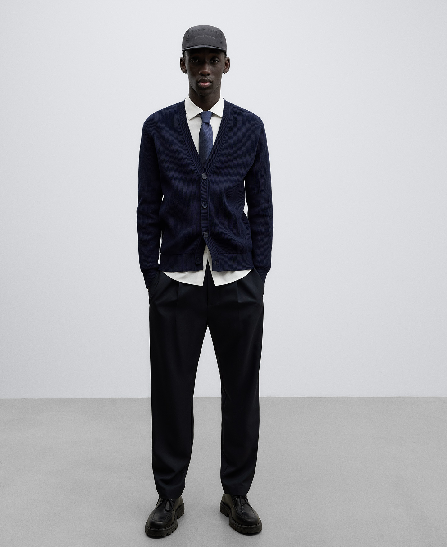 Slim fit cotton shirt man image number 1