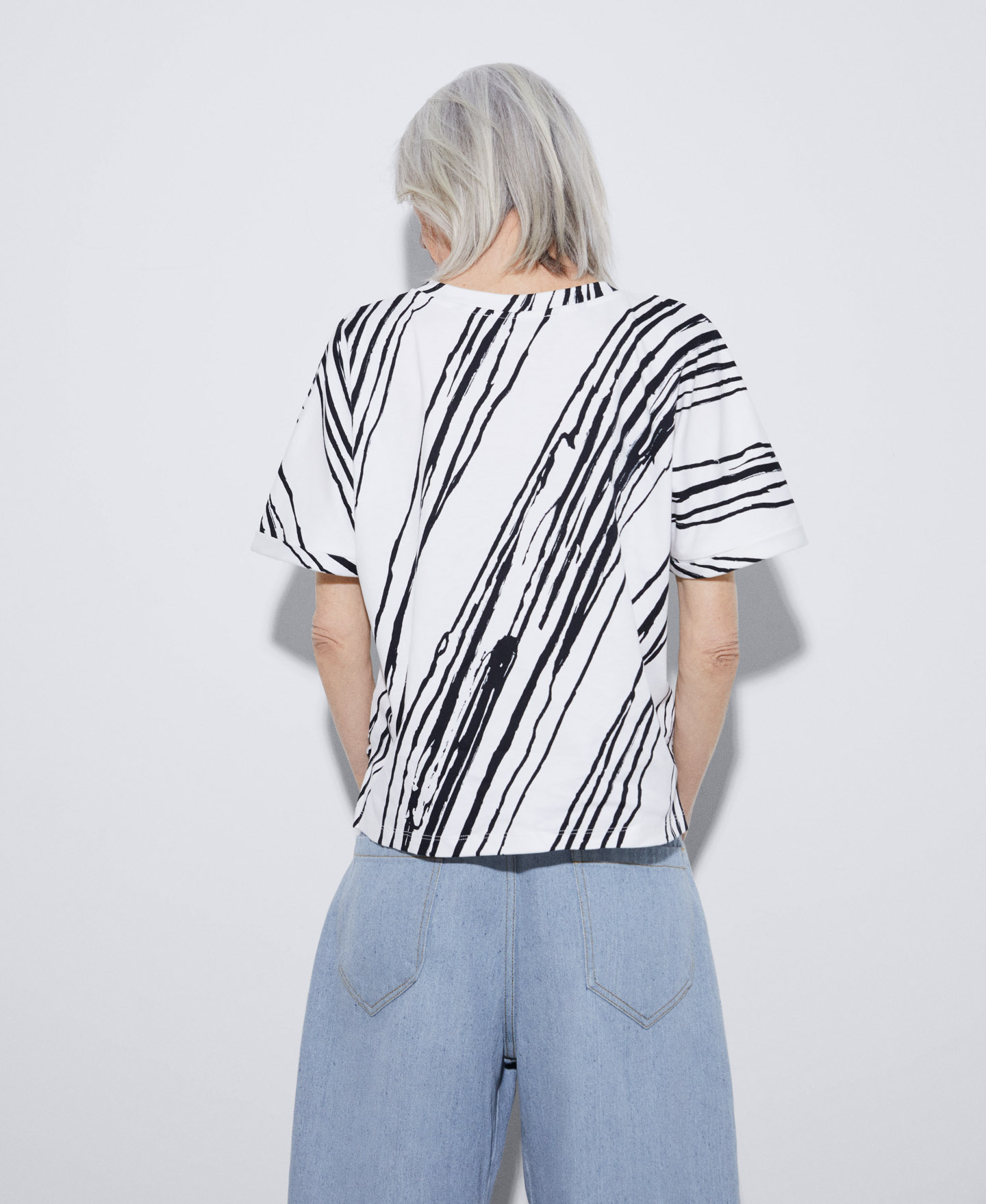 Cotton printed T-shirt image number 2