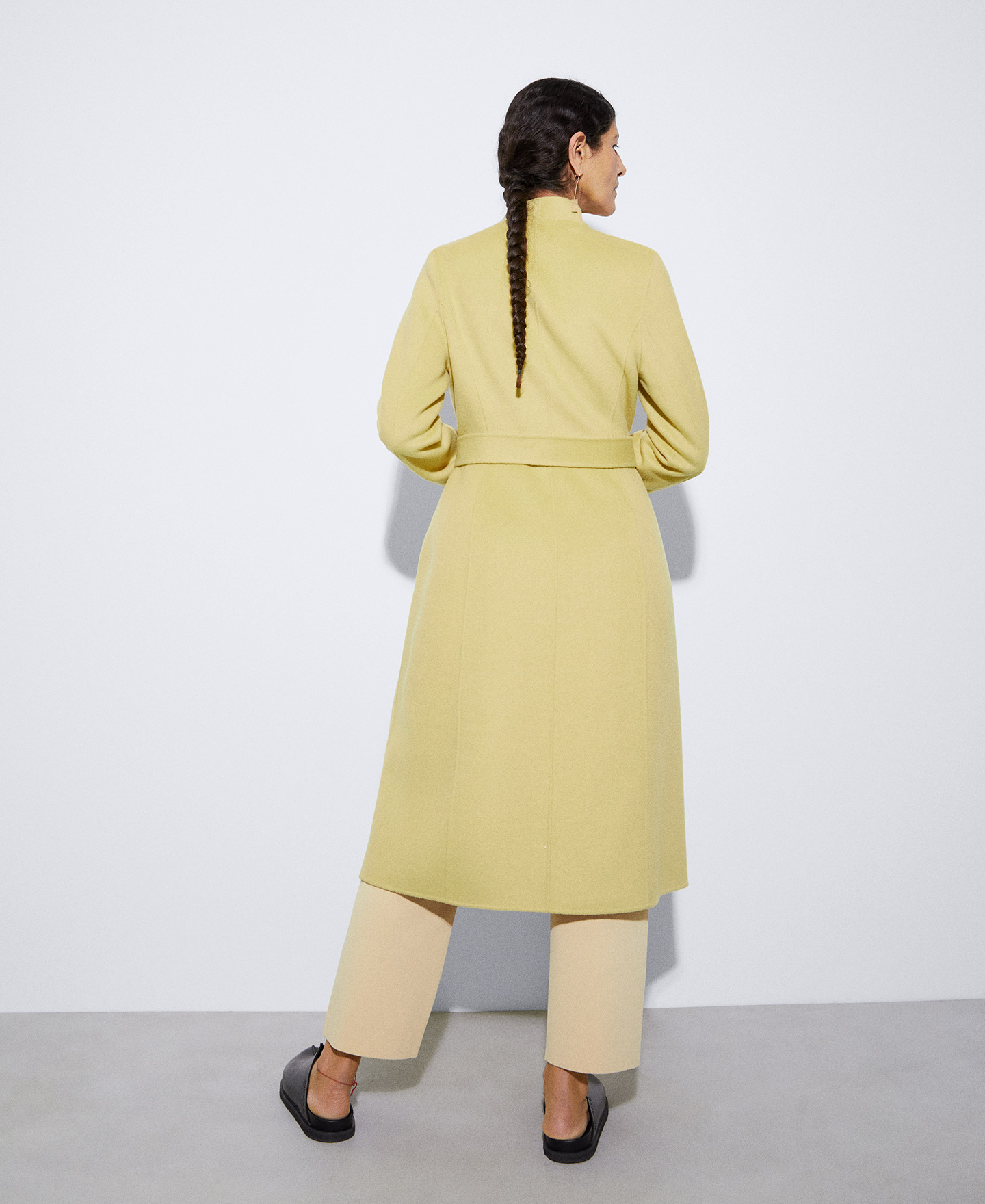 Double face wool V-neckline coat image number 2