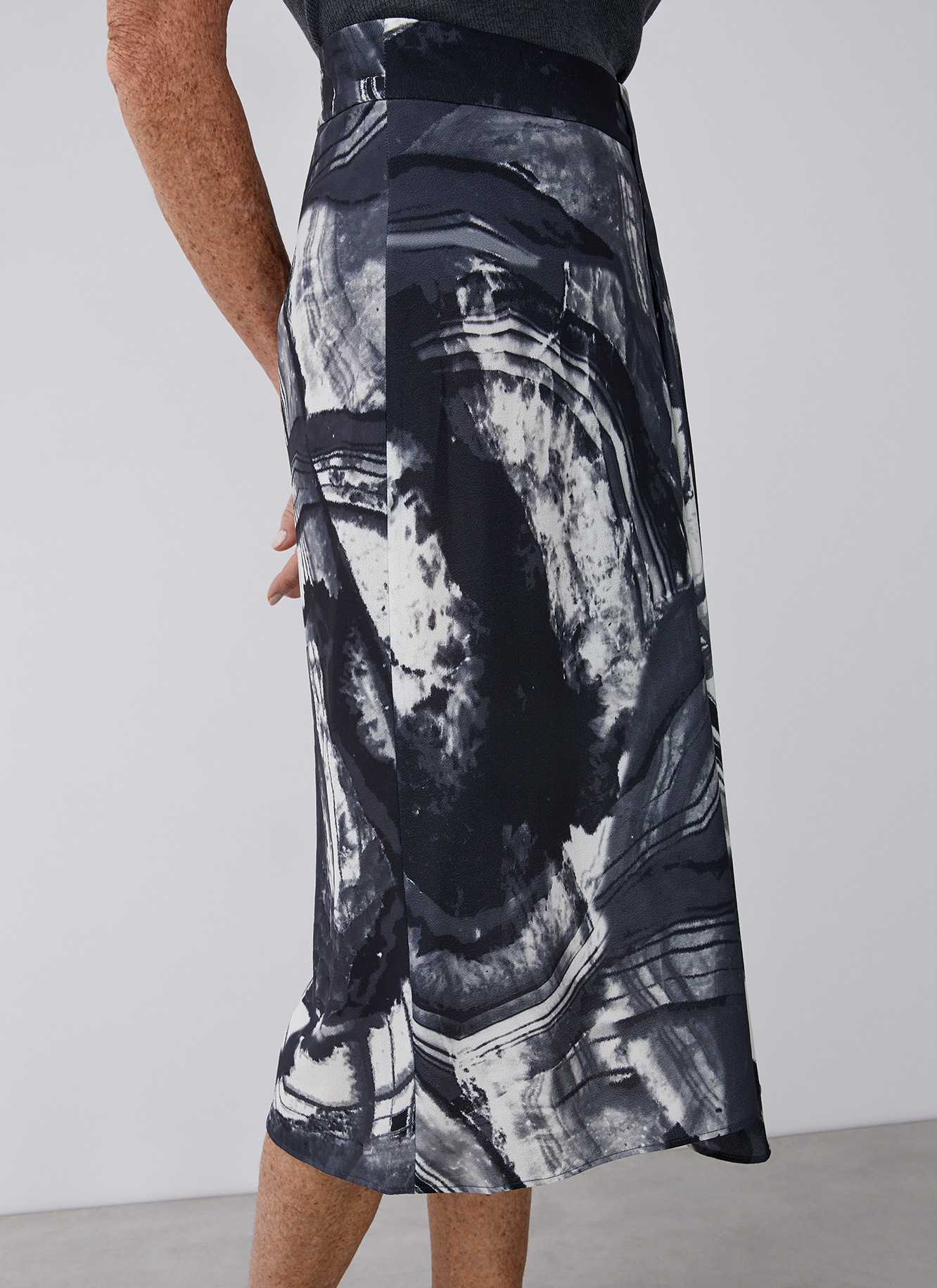 Midi printed skirt with side godet image number 2