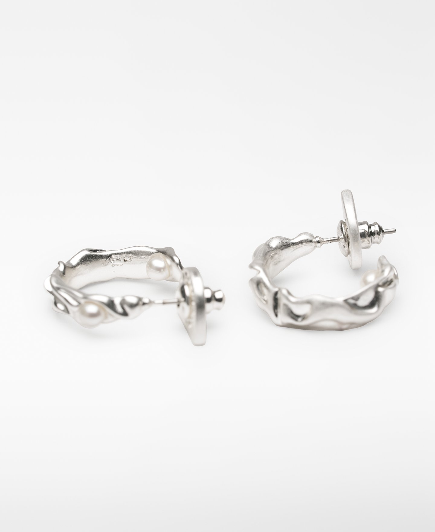 Aros metálicos con perlas mujer image number 2