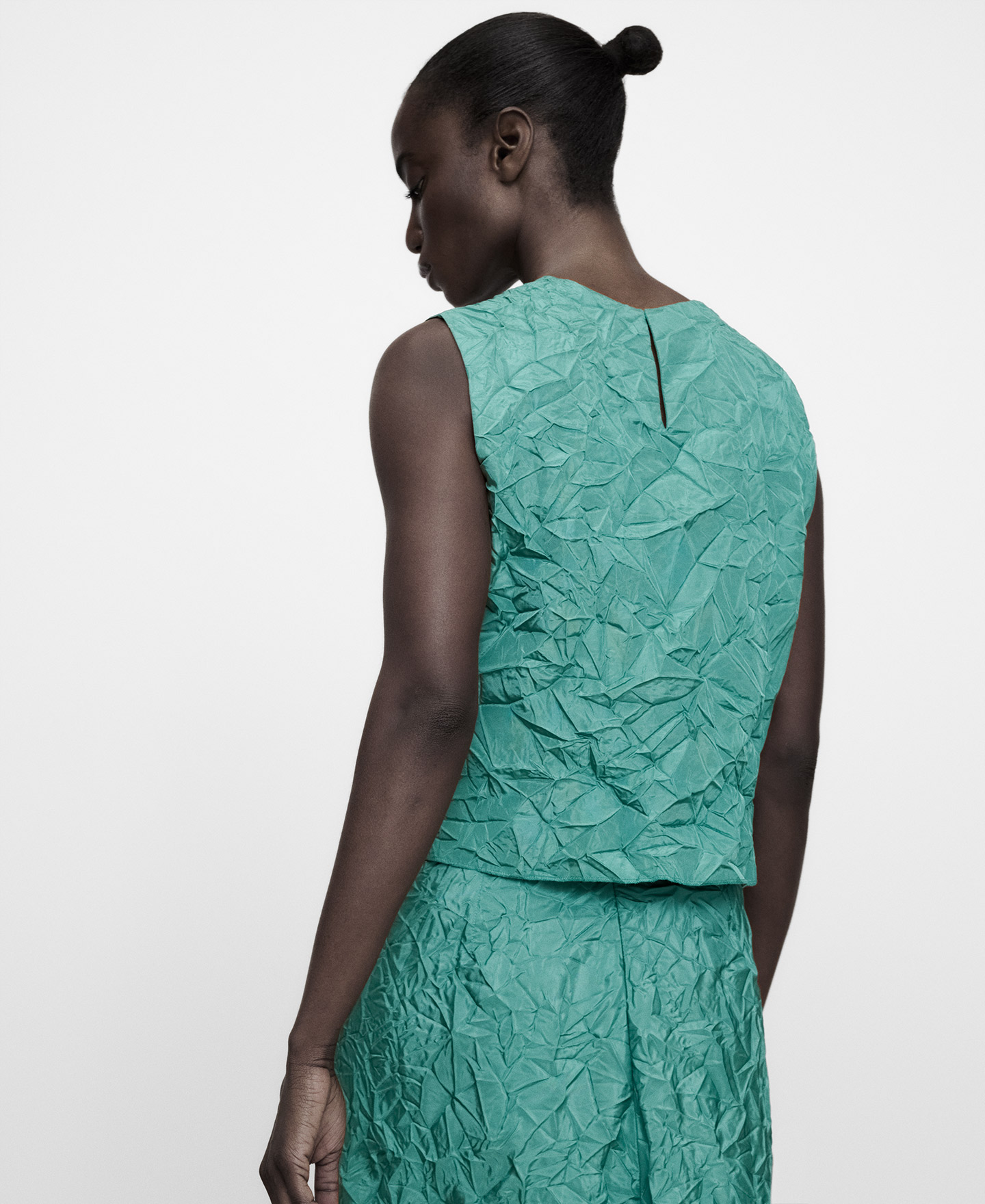 Satin-Top mit Knittereffekt image number 2