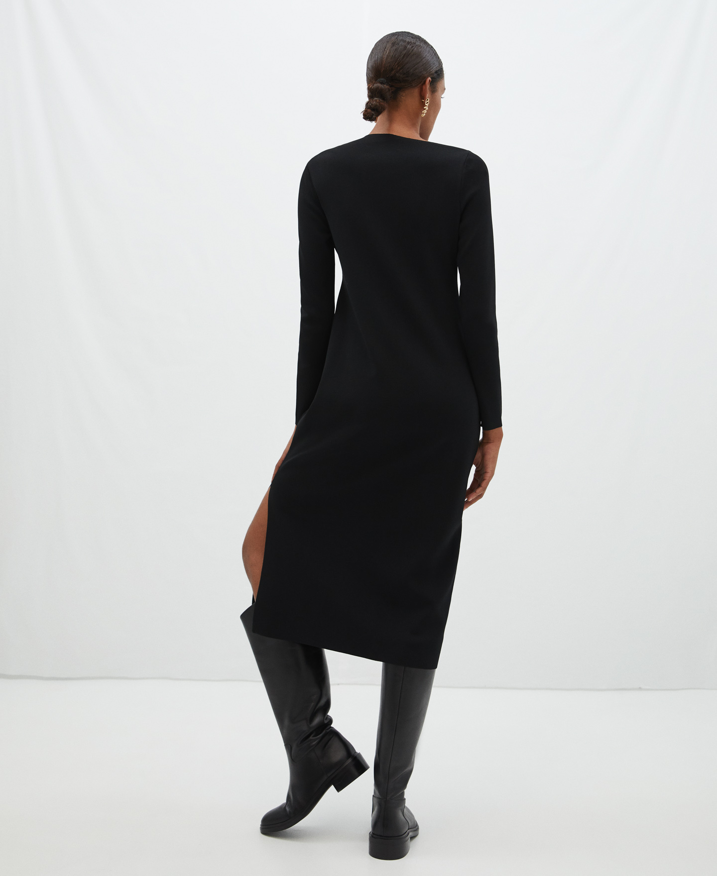 Asymmetric neckline rubber knit dress image number 2