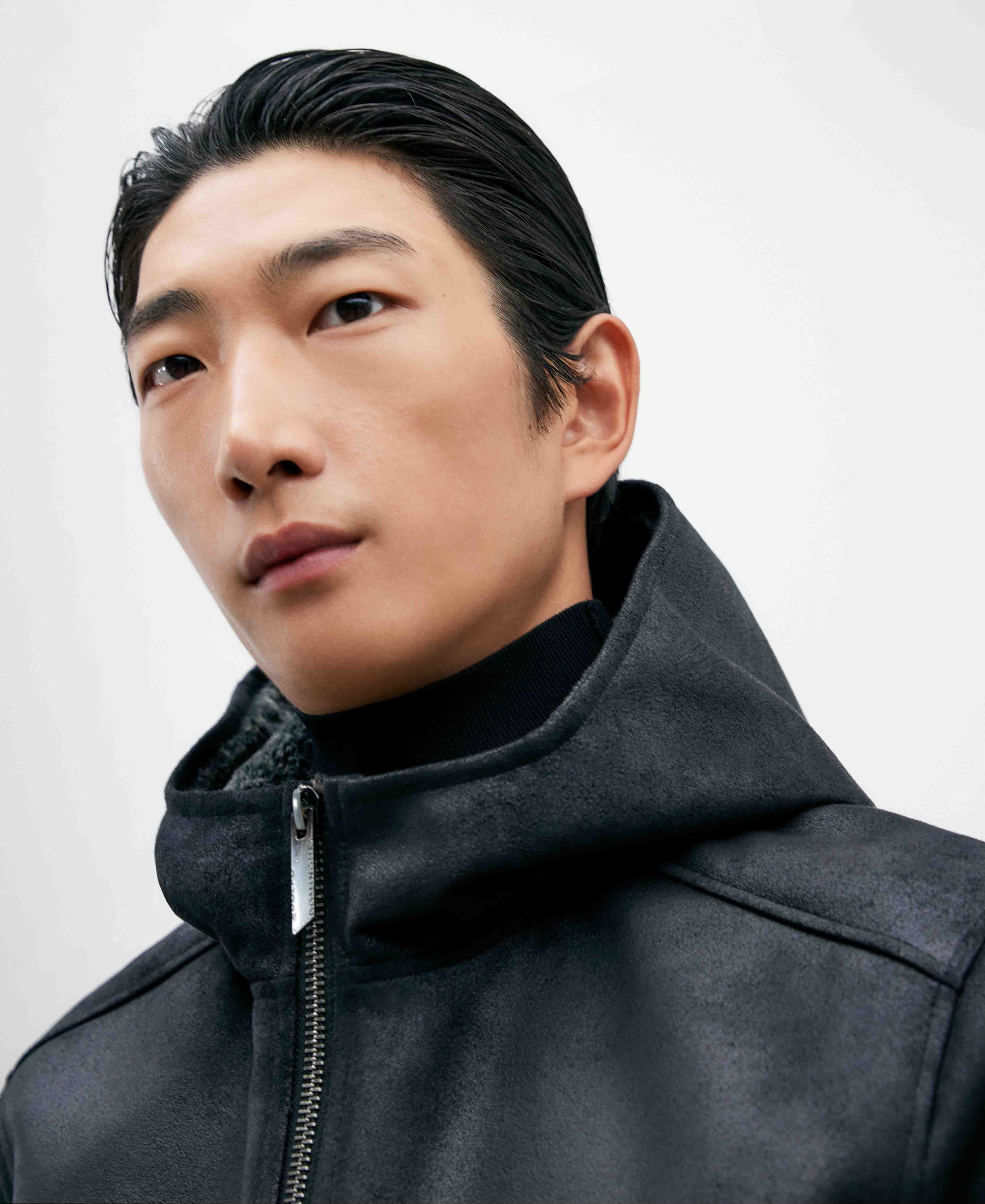 Black polyester jacket for men image number 3