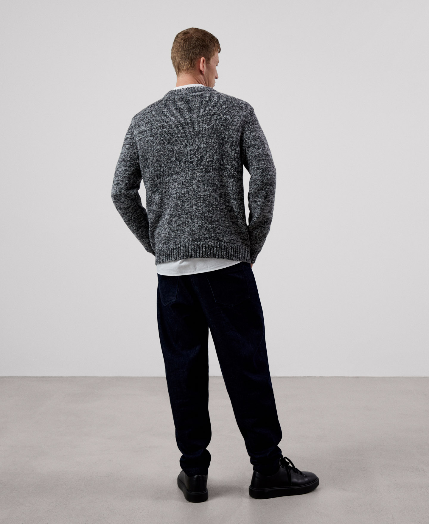 Cotton fabric sweater image number 2