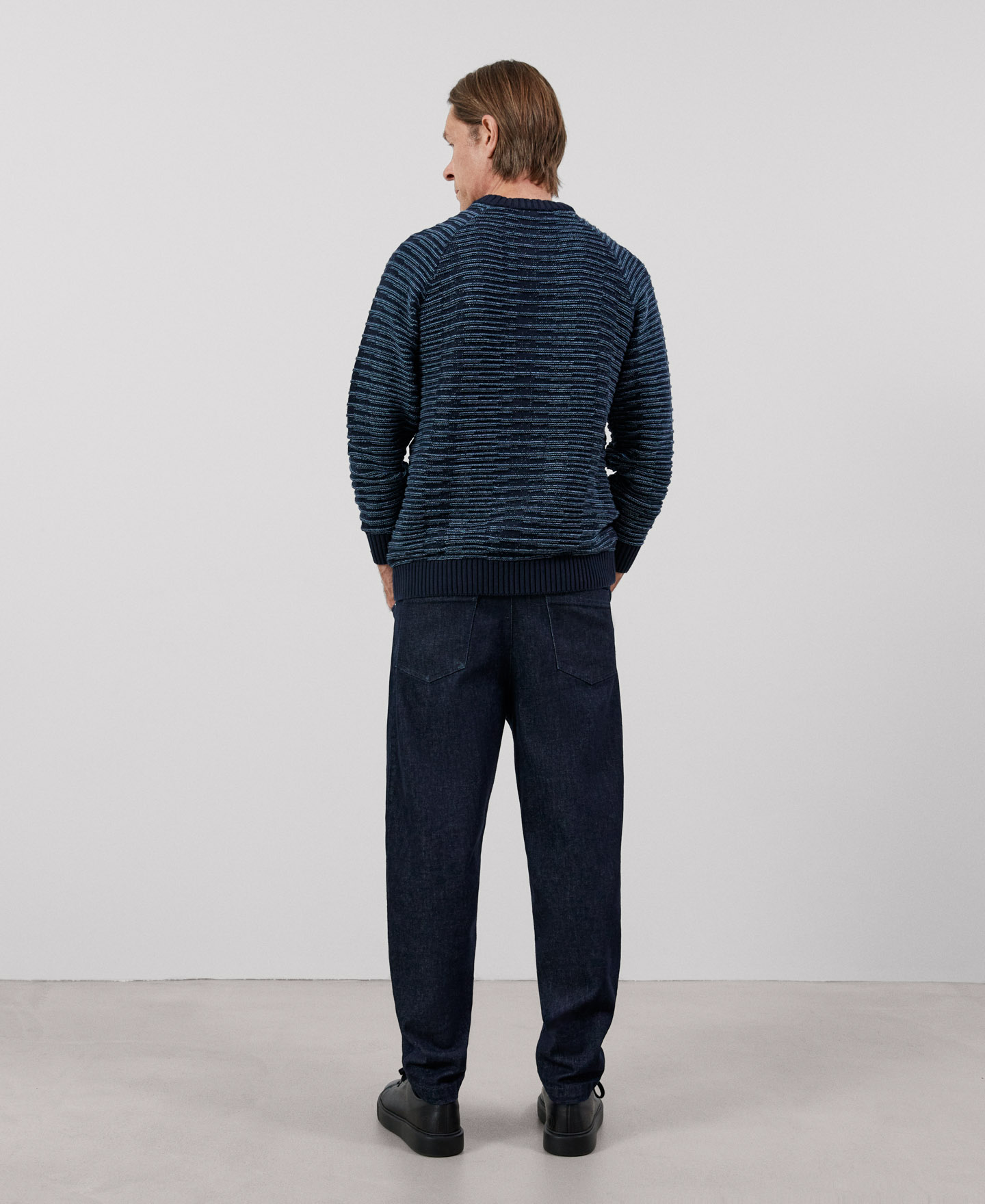 Organic cotton sweater image number 2