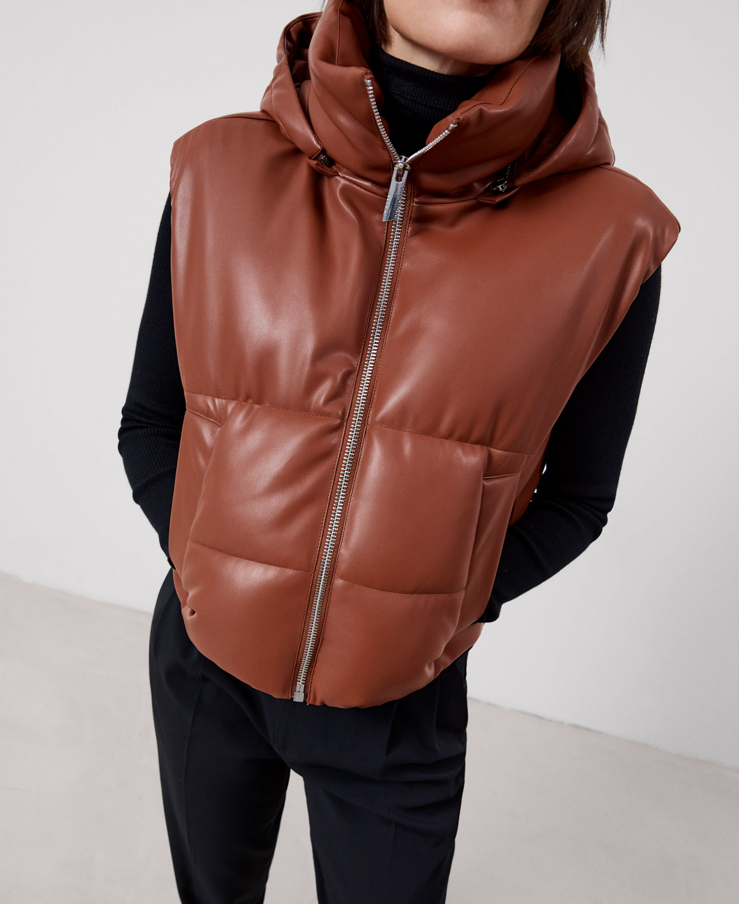 Waterproof padded waistcoat image number 5