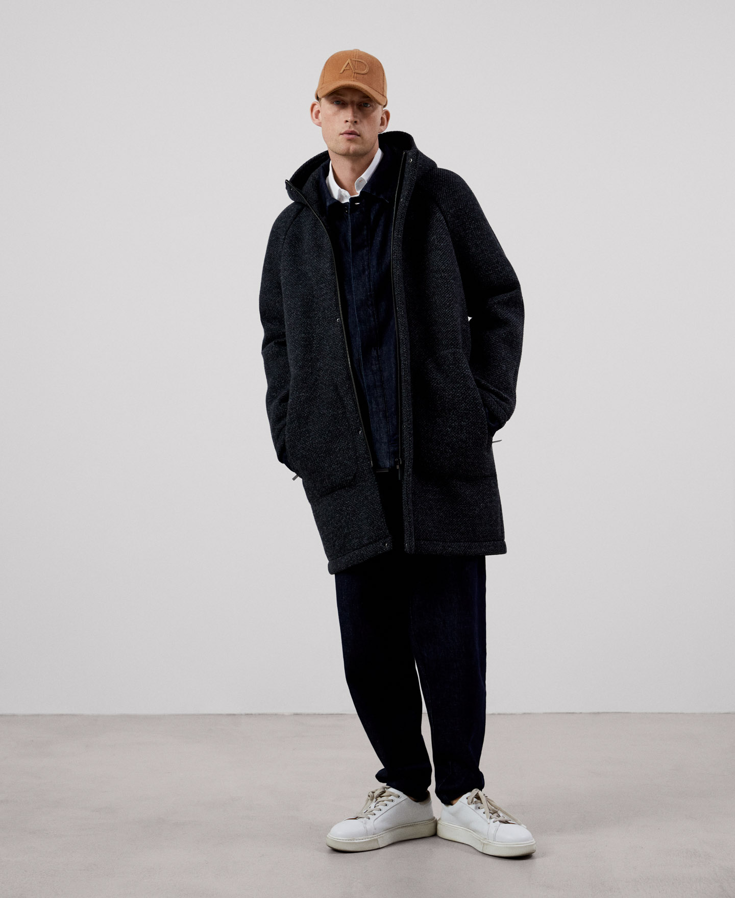 Hooded coat image number 1