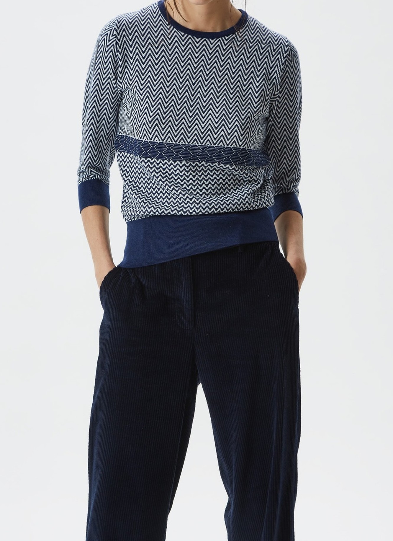 Basic sweater with bicolour jacquard image number 3