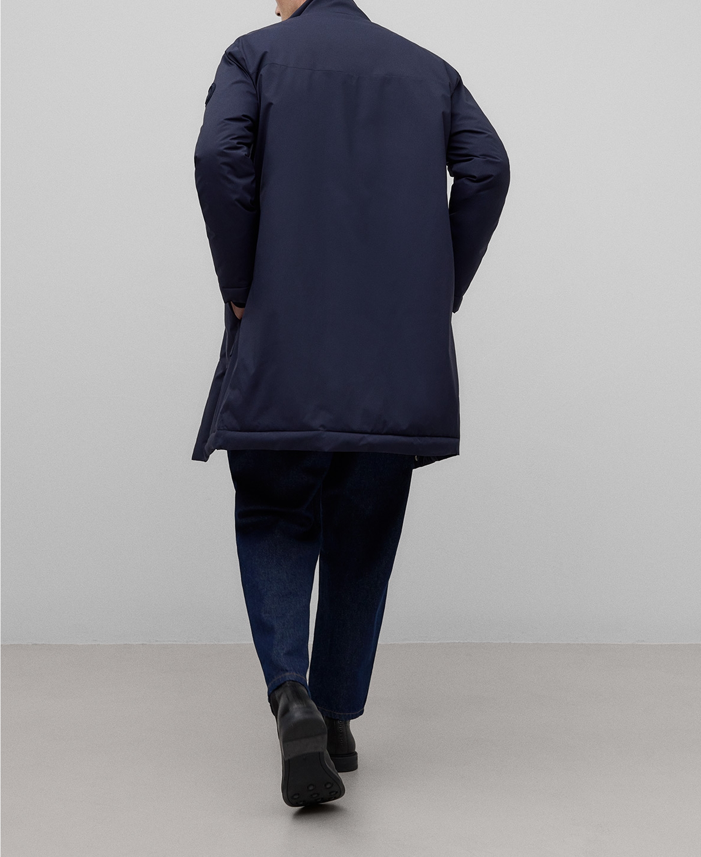 Navy blue quilted coat man image number 2