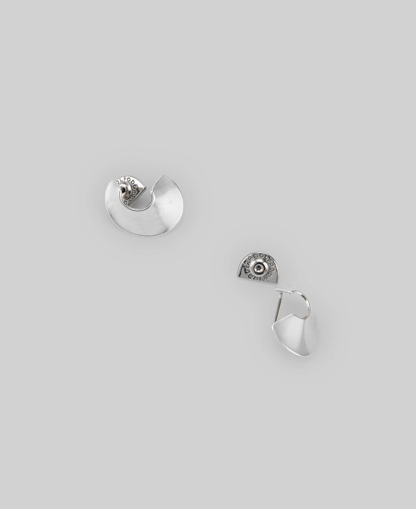 Small circular earrings woman image number 2
