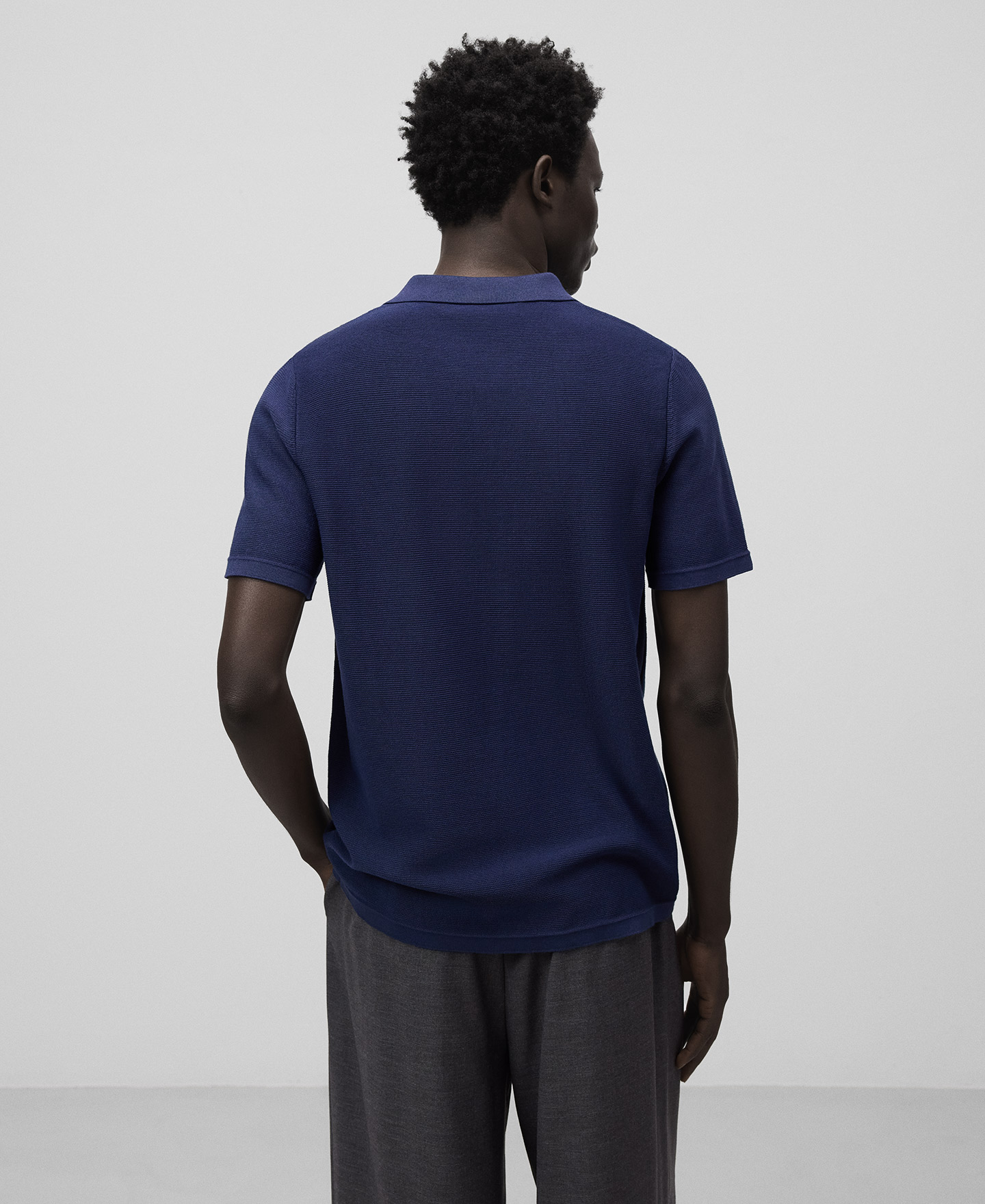 V-neck structured knit polo shirt man image number 2
