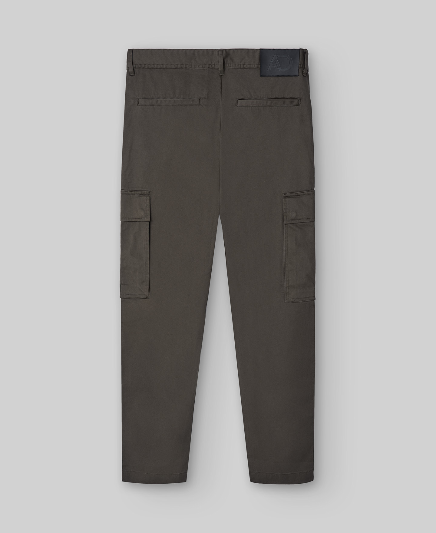 Green cotton cargo trousers man image number 5