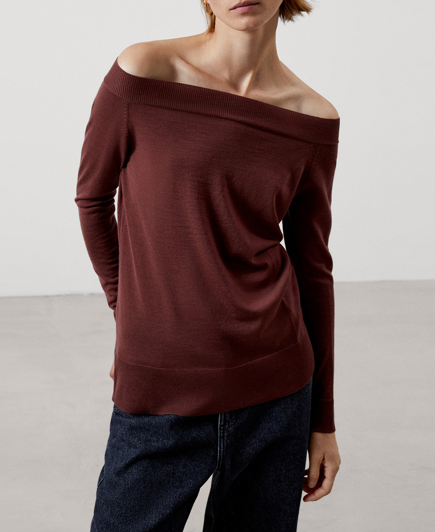Merino wool sweater image number 0