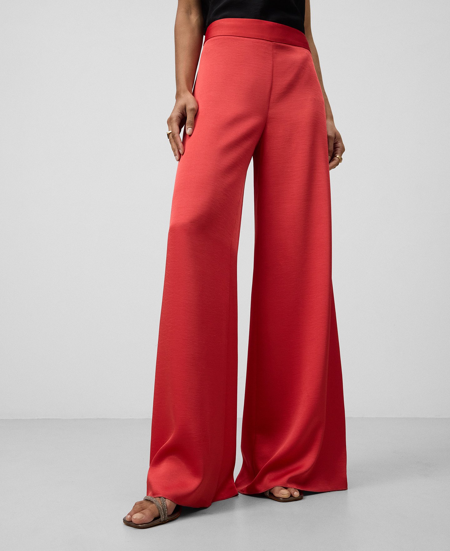 Pantalón pierna ancha rojo mujer image number 0