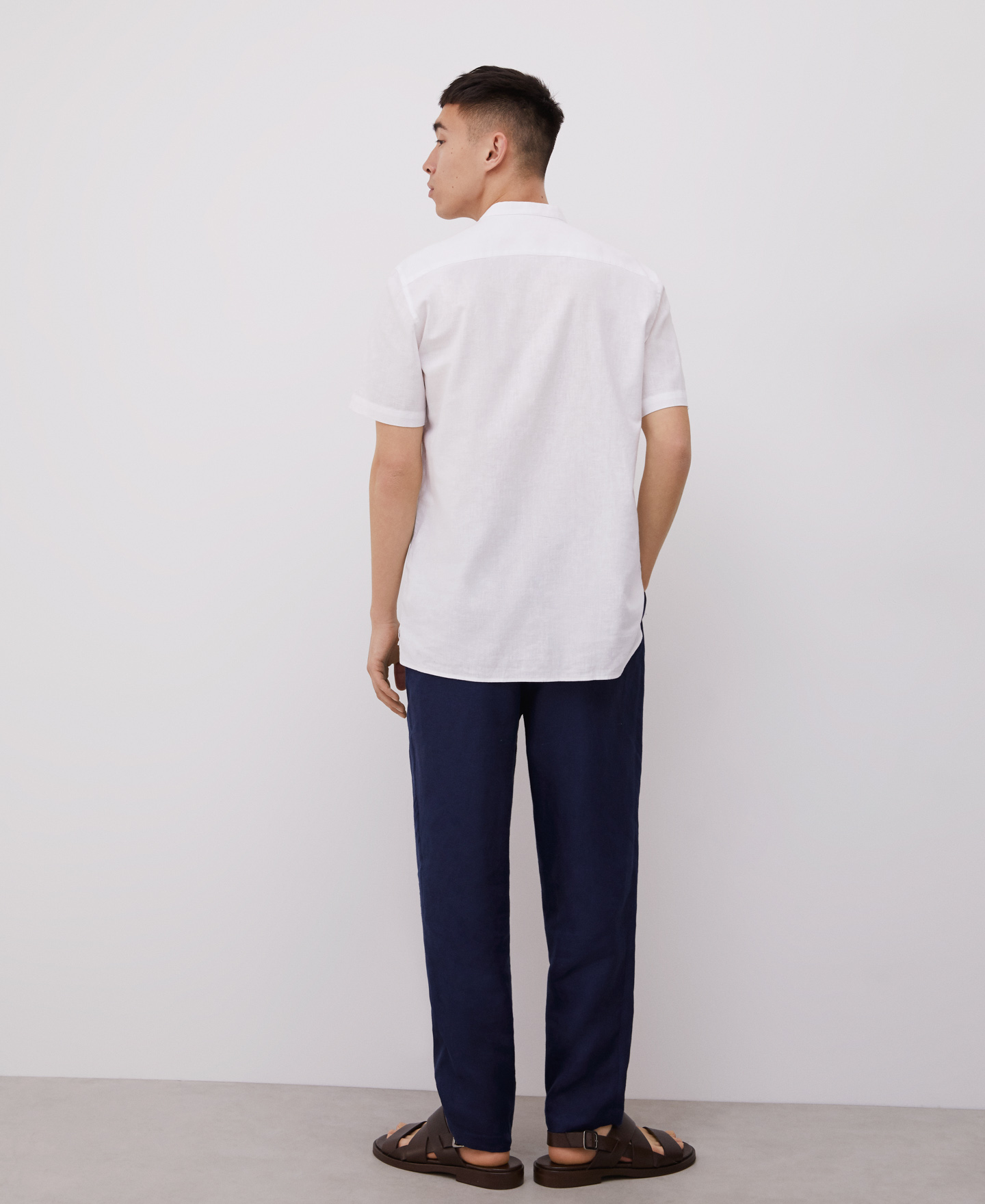 Mandarin collar short sleeve shirt image number 3