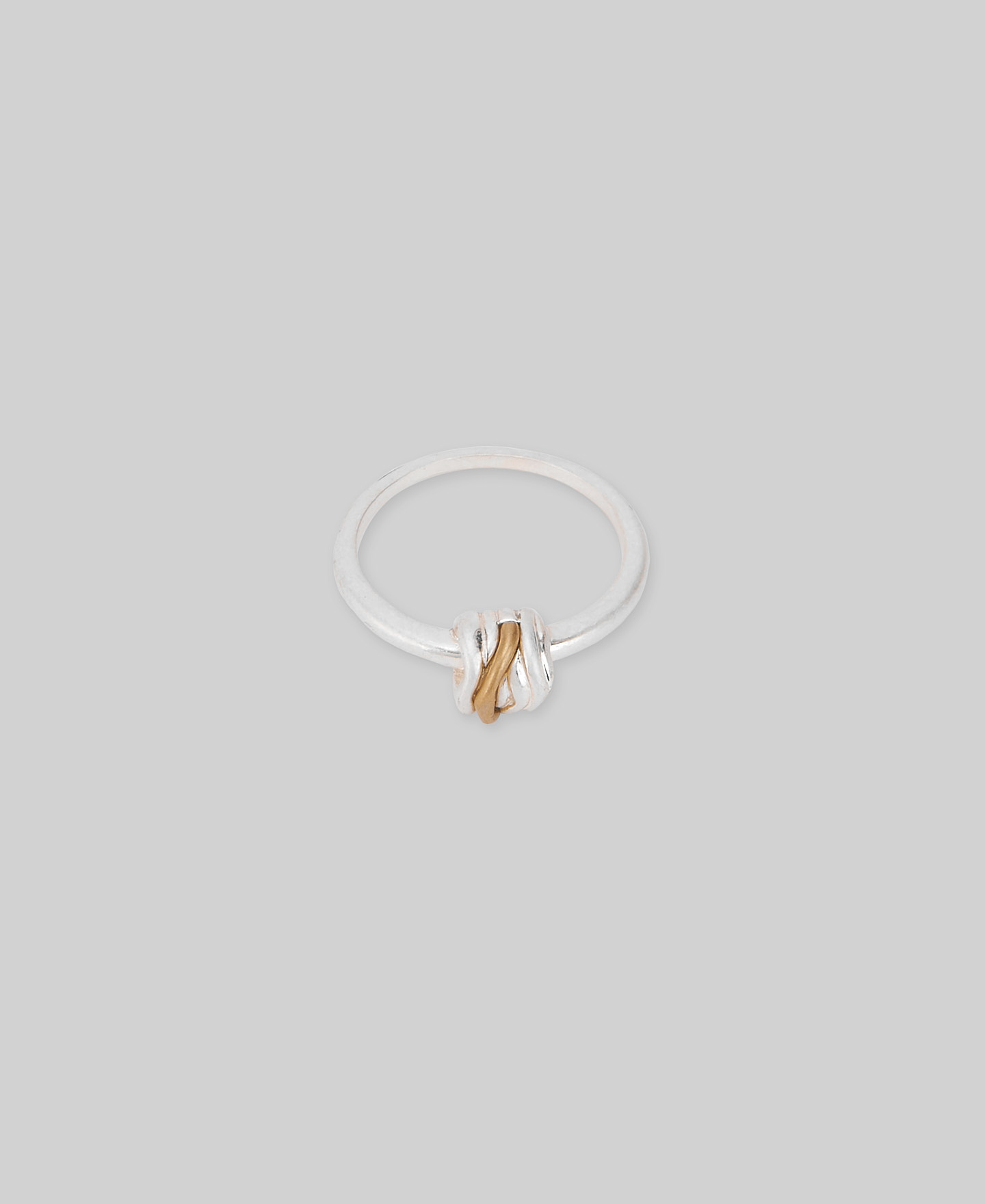 Anillo met&aacute;lico tubulares bicolor mujer image number 0